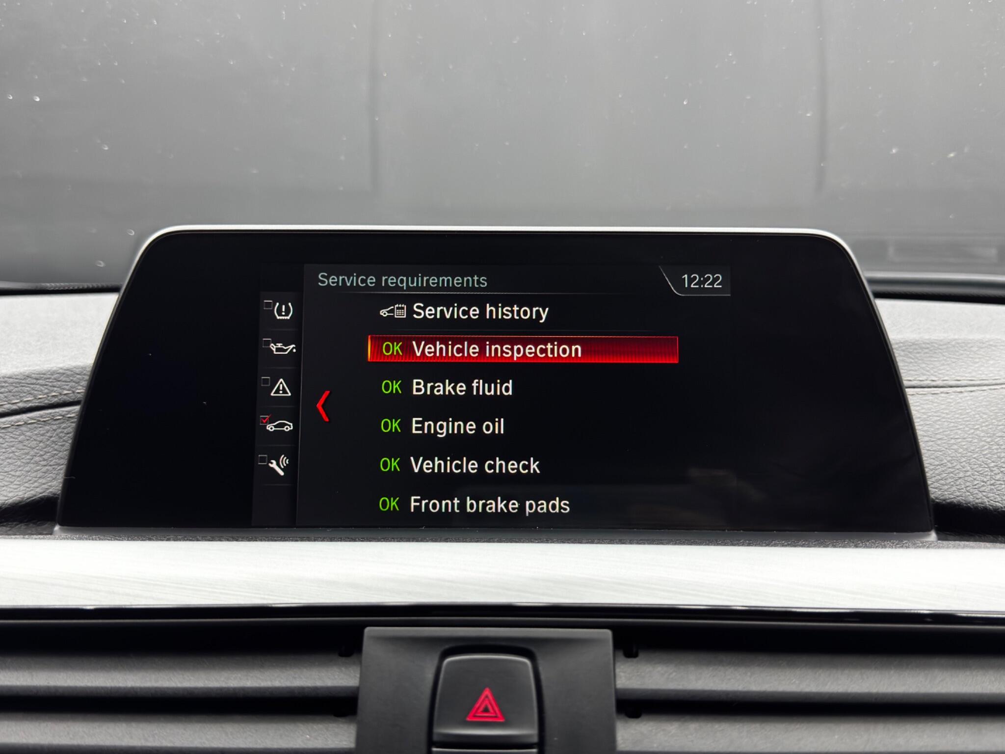 BMW 3 Series view 34