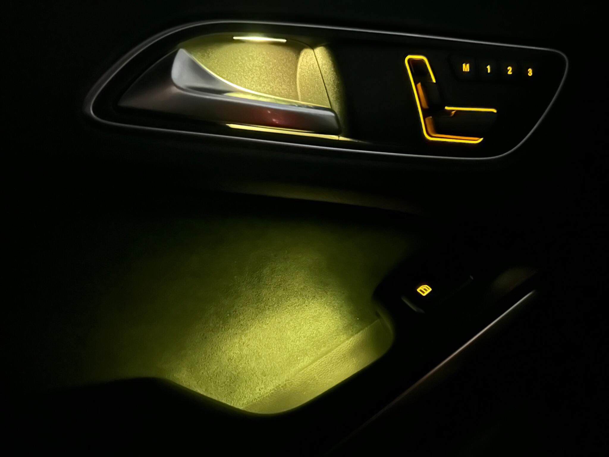 Mercedes-Benz GLA view 31