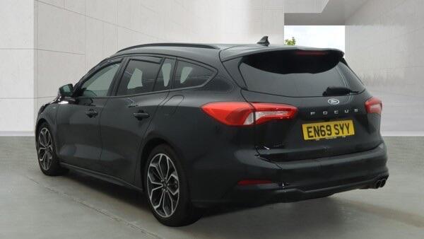 Ford Focus view 8
