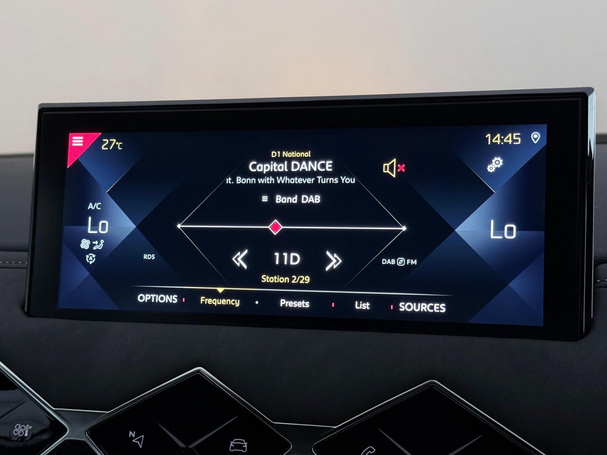 DS Automobiles DS 3 Crossback view 24