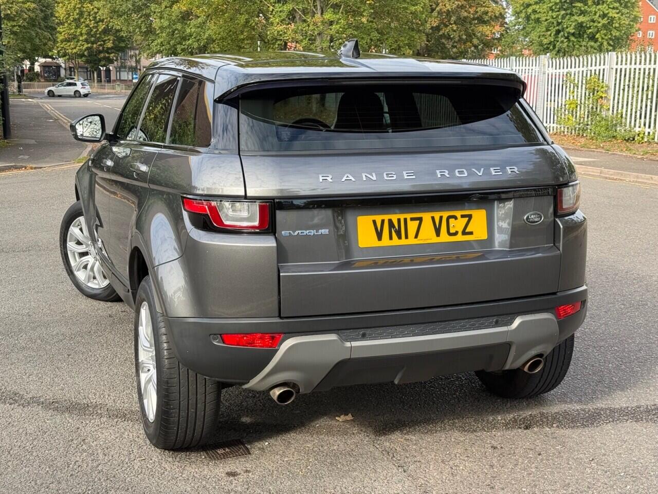 Land Rover Range Rover Evoque view 5