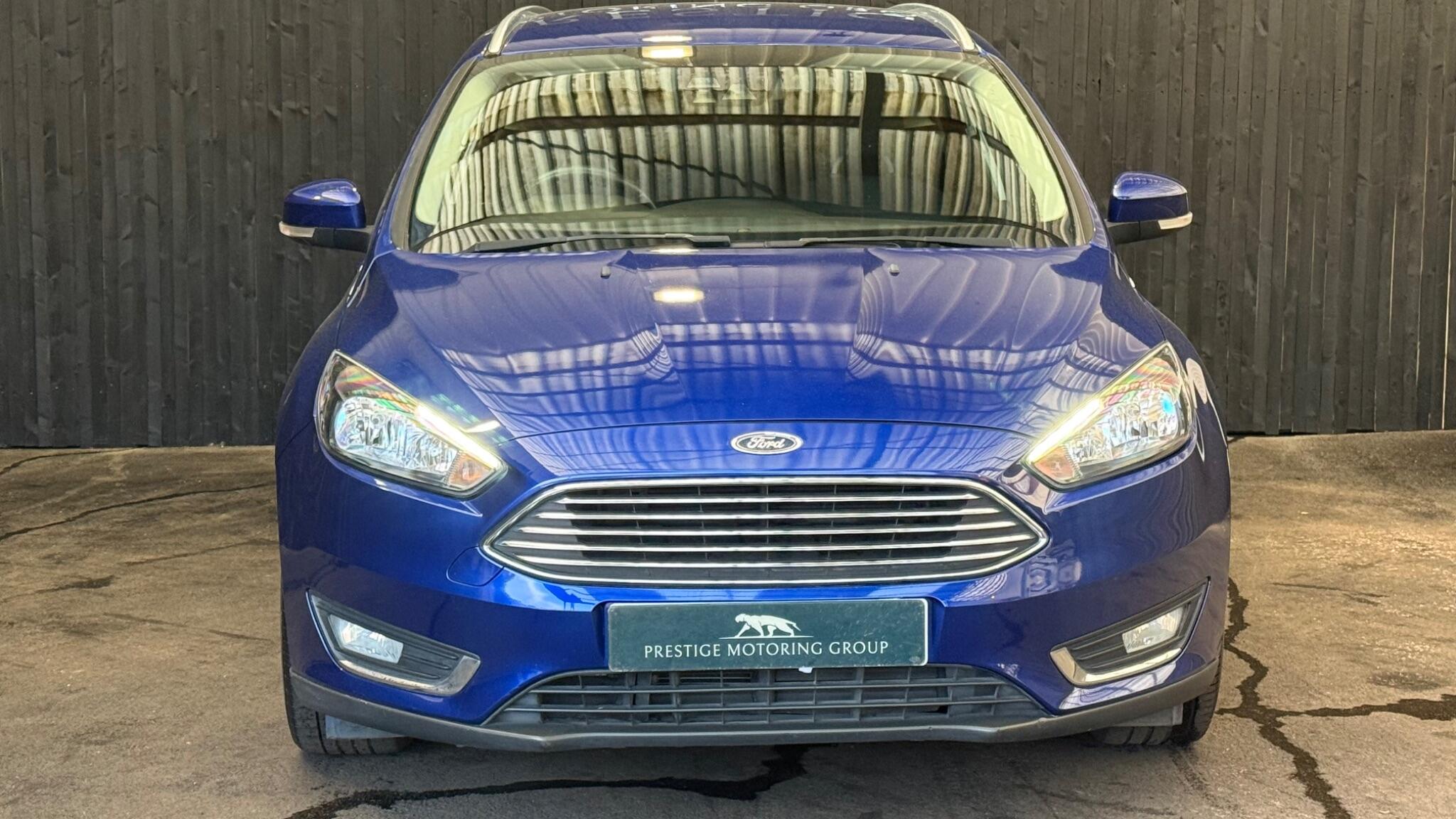 Ford Focus view 5