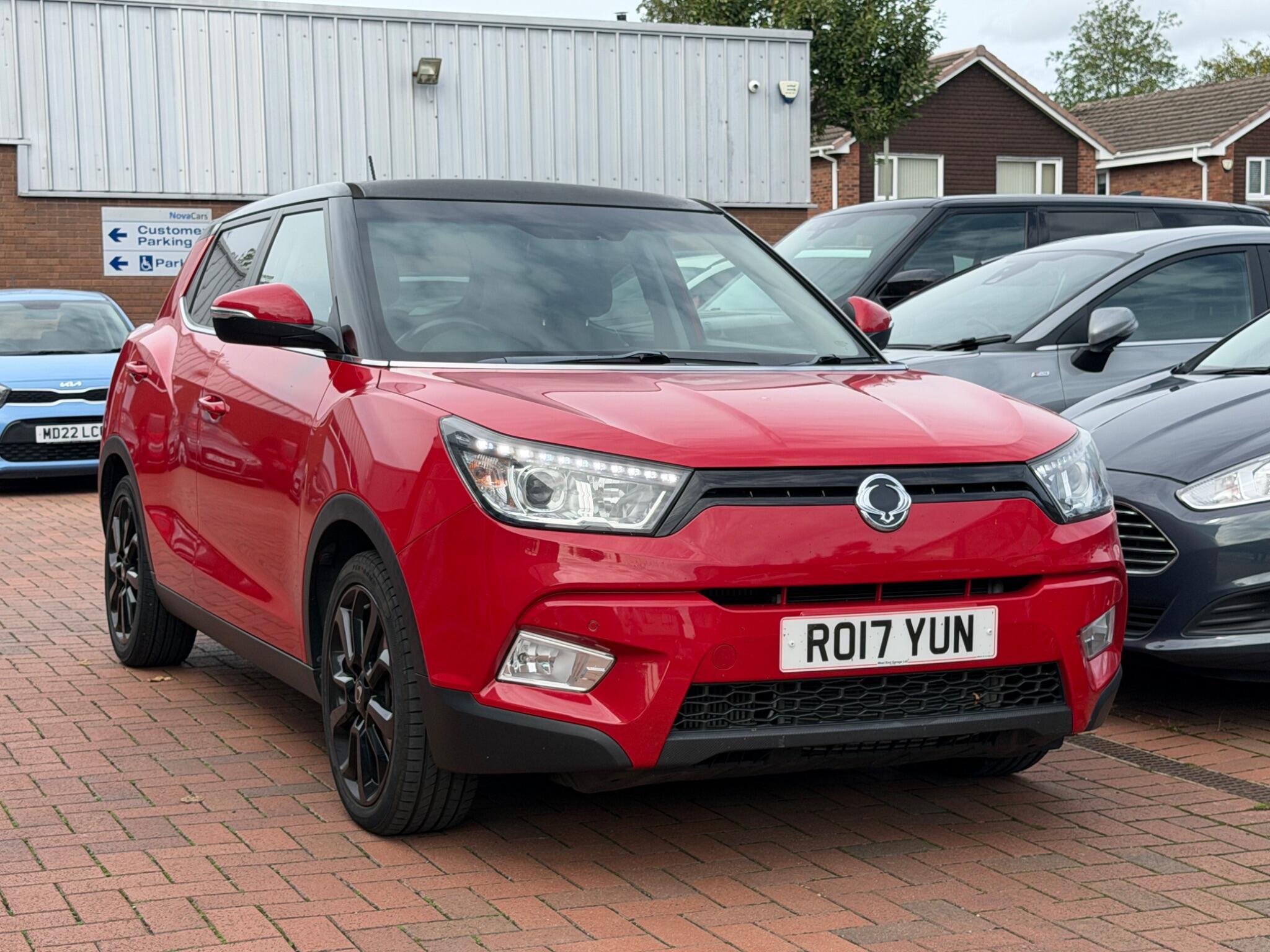 KGM Tivoli view 23