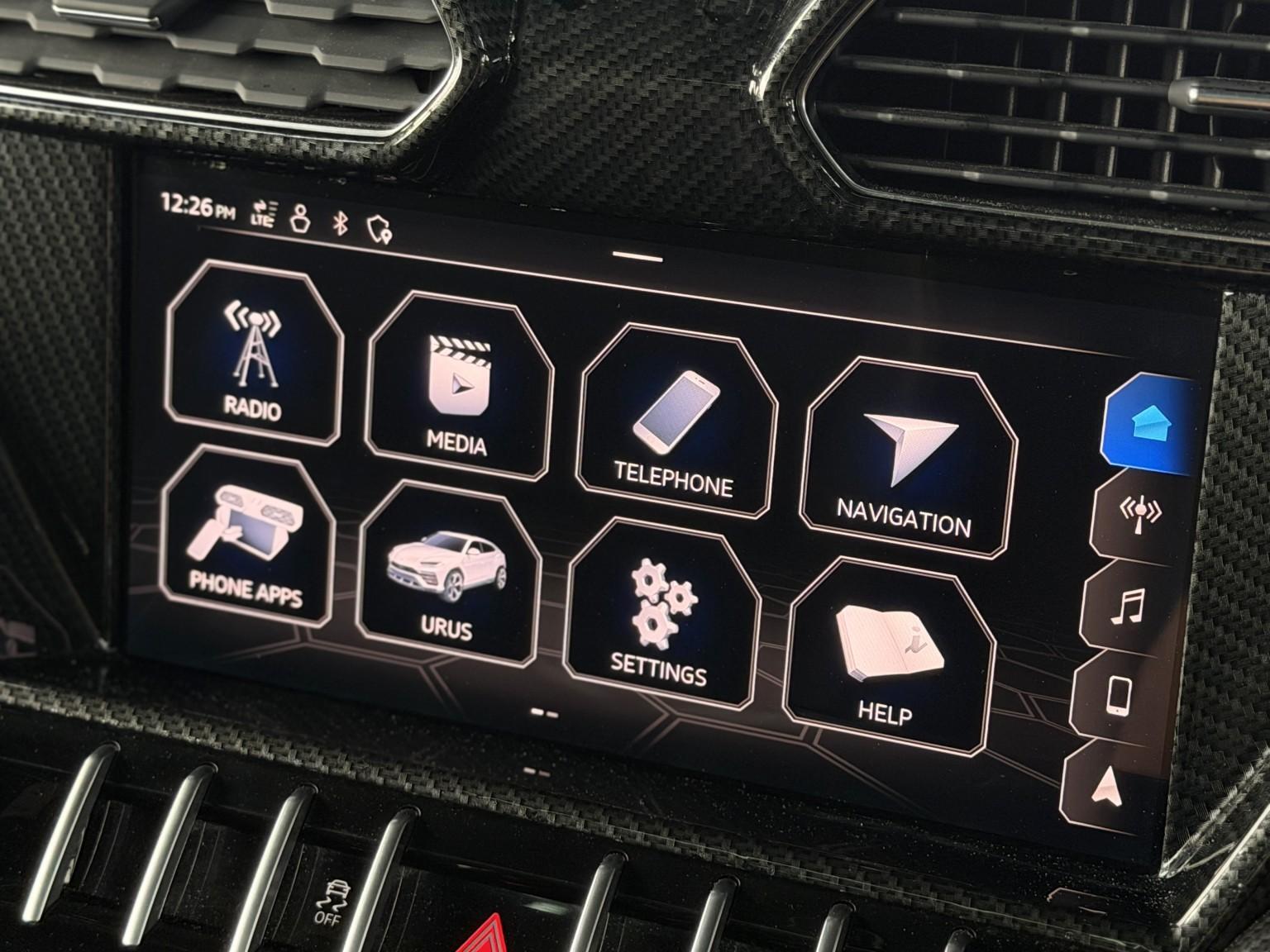 Lamborghini Urus view 48