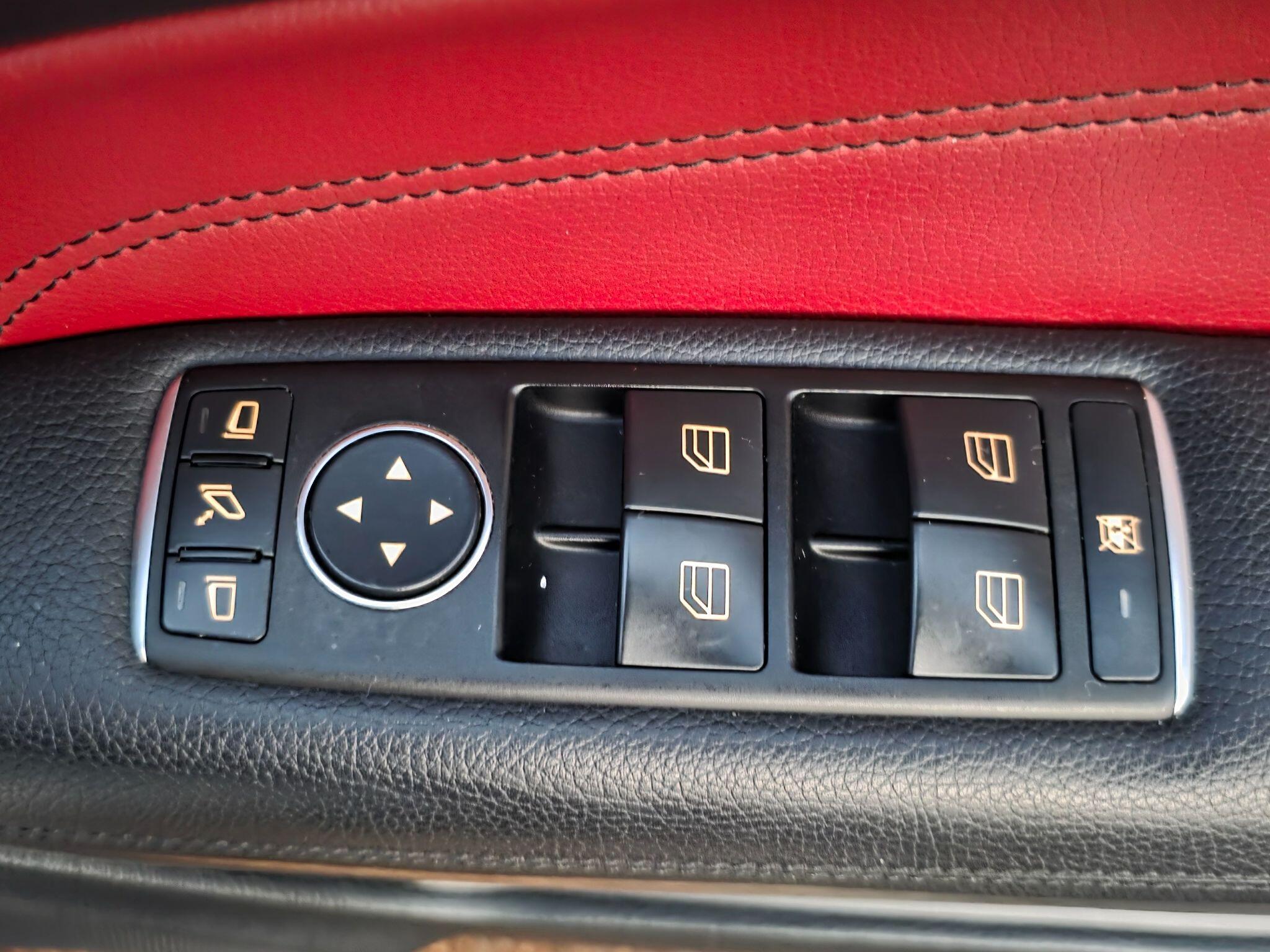 2014 Mercedes-Benz E Class image 22