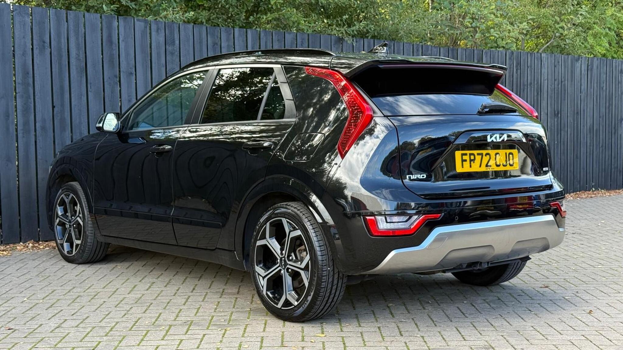 Kia Niro view 6