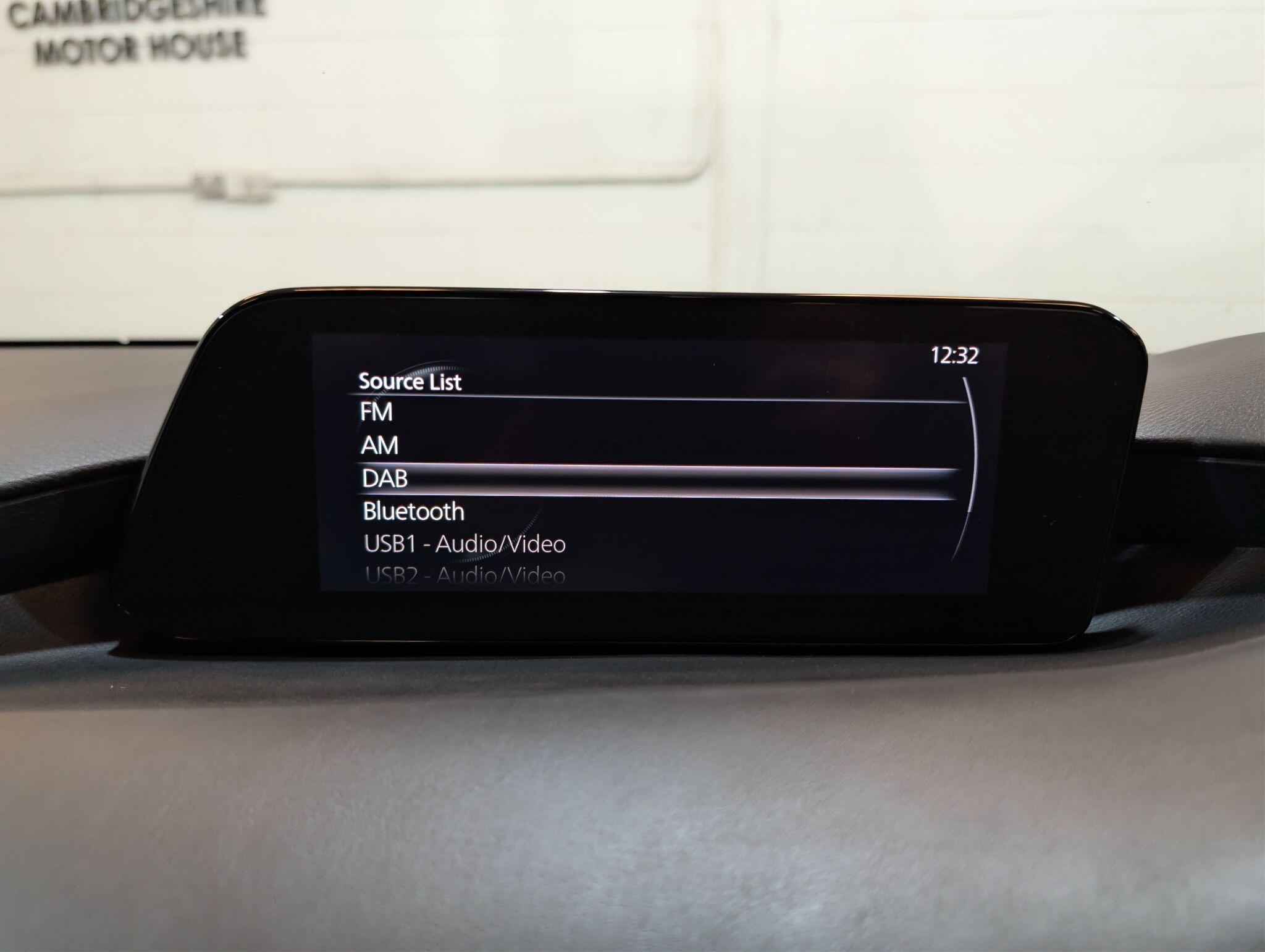Mazda Skyactiv-G view 19