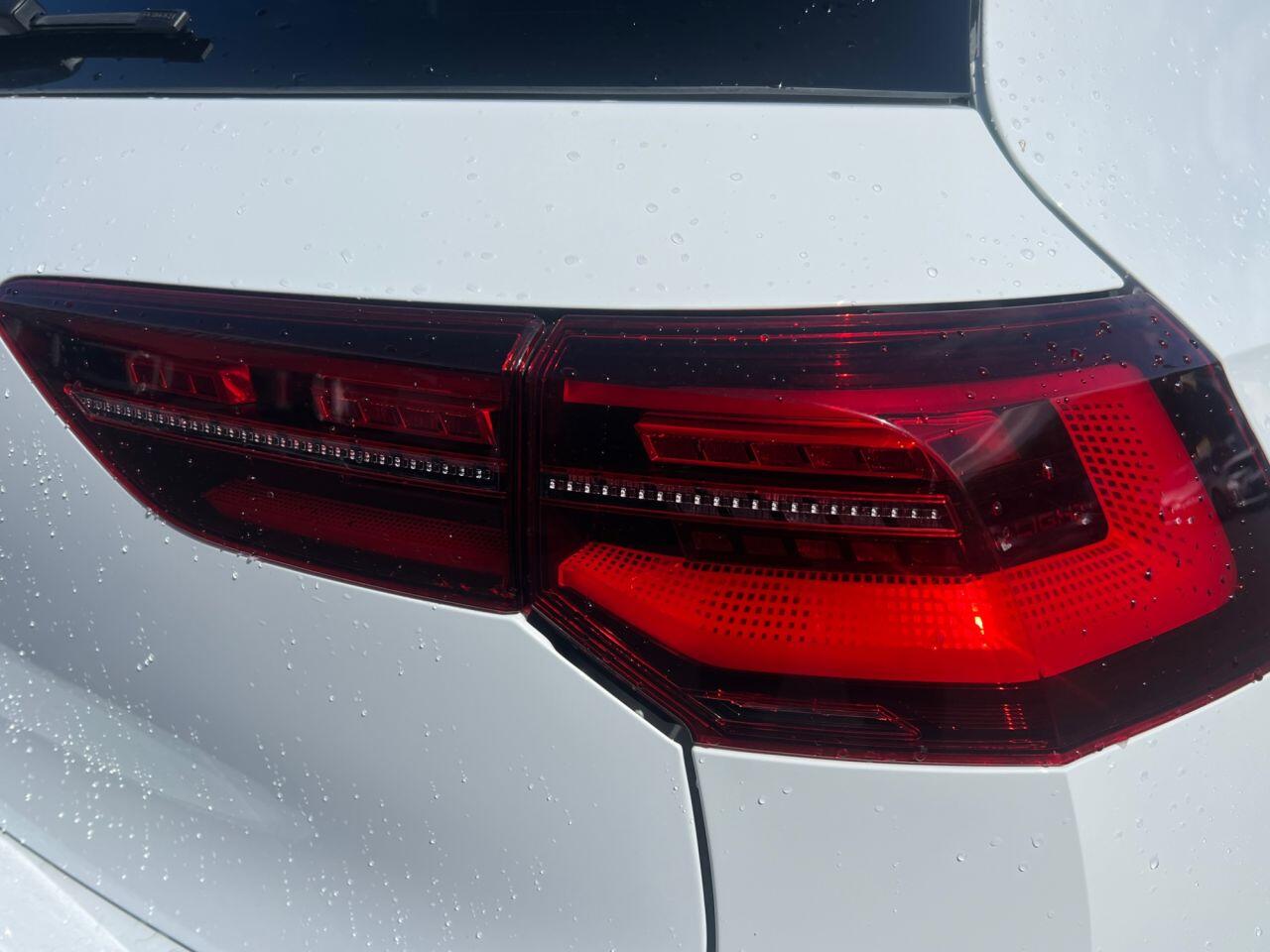 Volkswagen Golf view 29