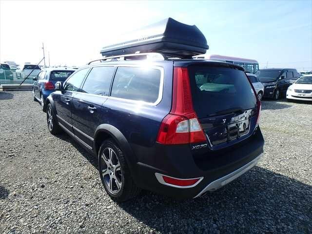 Volvo XC70 view 34