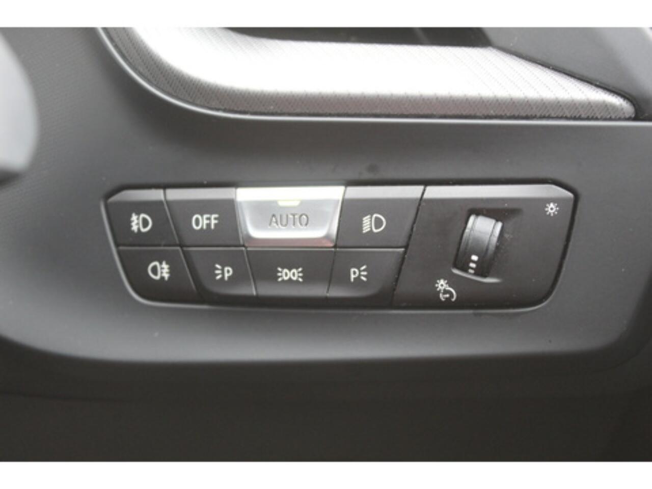 BMW 1 Series view 29