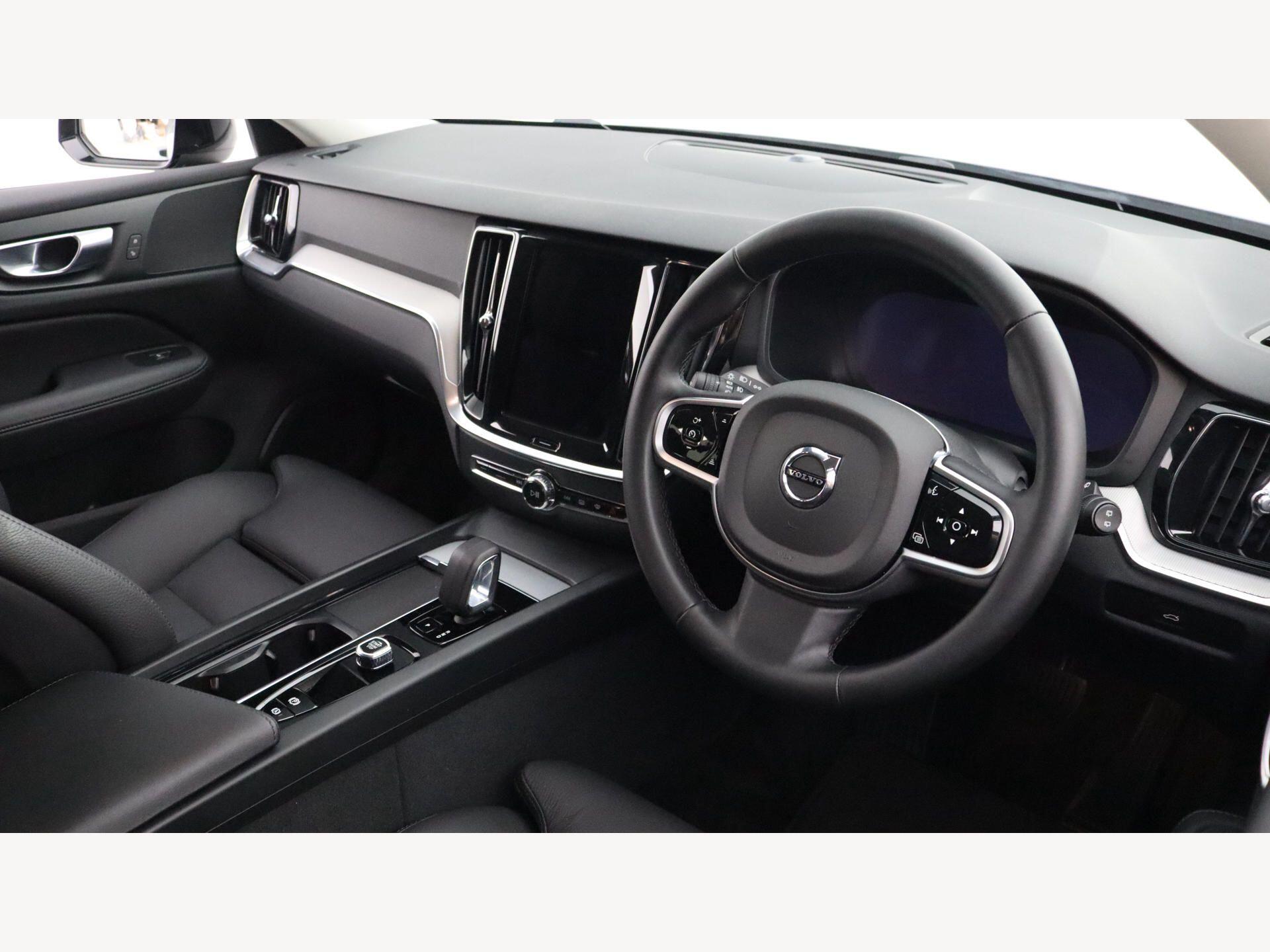 Volvo V60 view 5