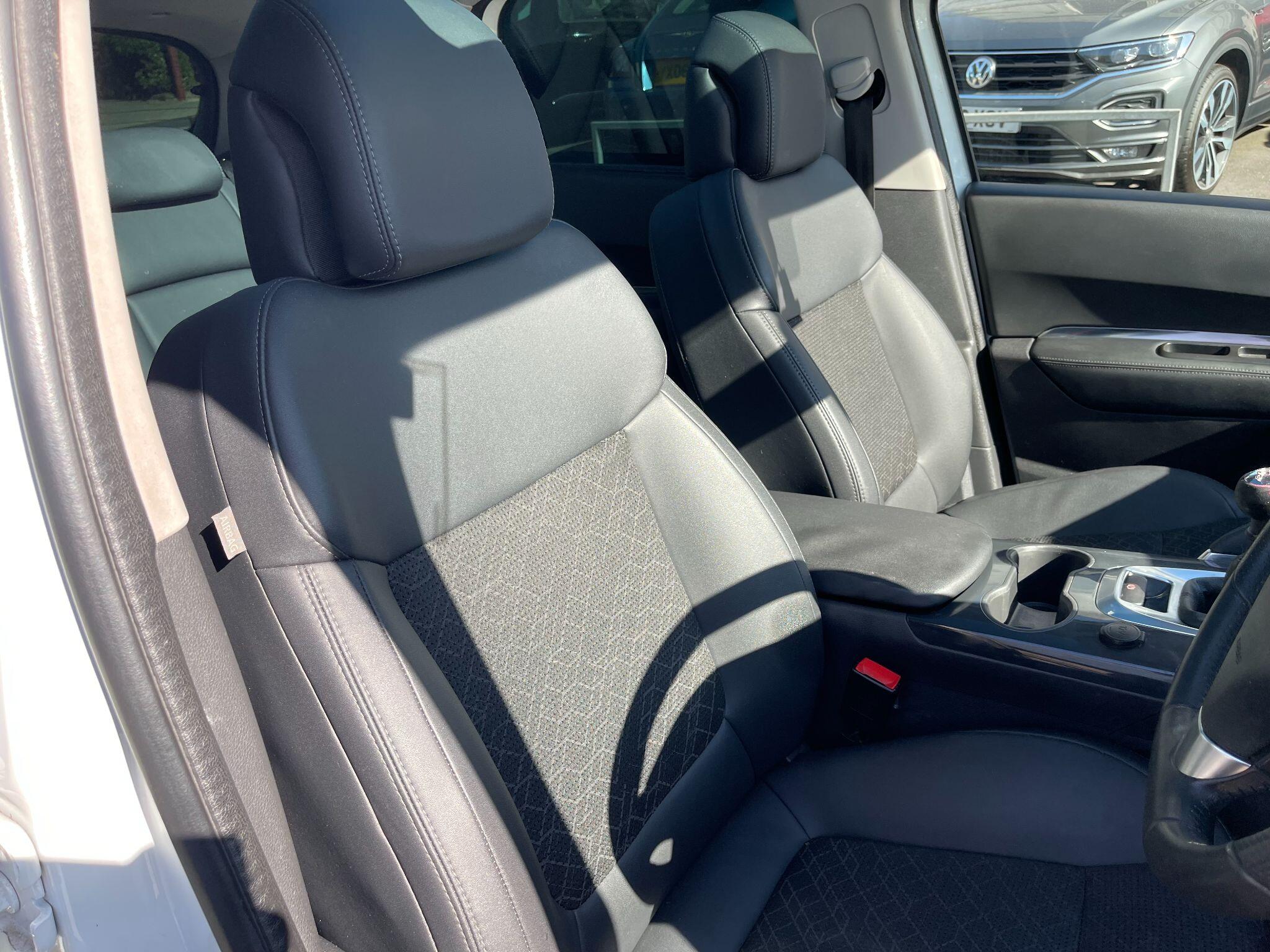 Peugeot 3008 view 33