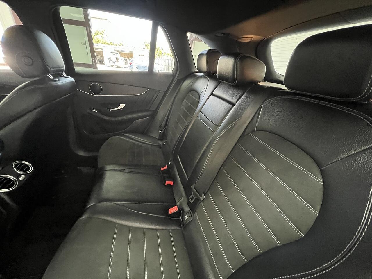 Mercedes-Benz GLC view 19
