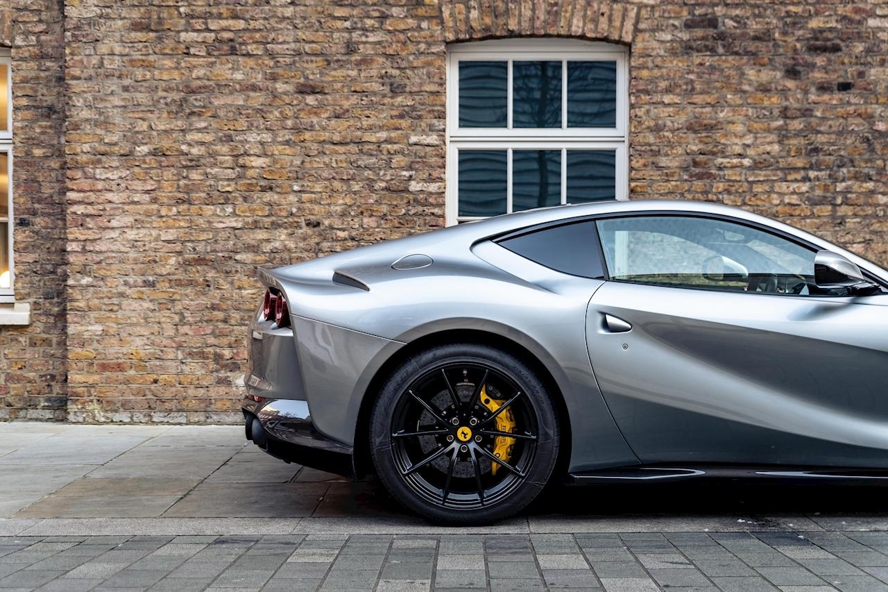 Ferrari 812 Superfast view 5