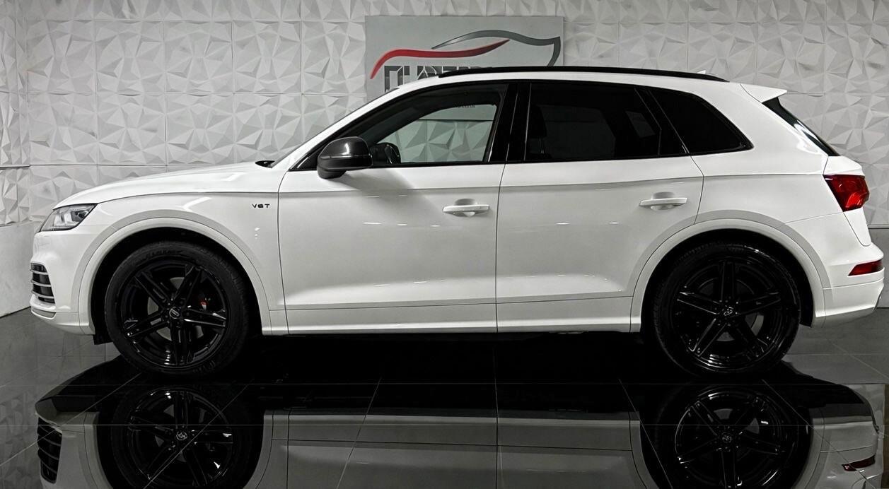 Audi SQ5 view 9