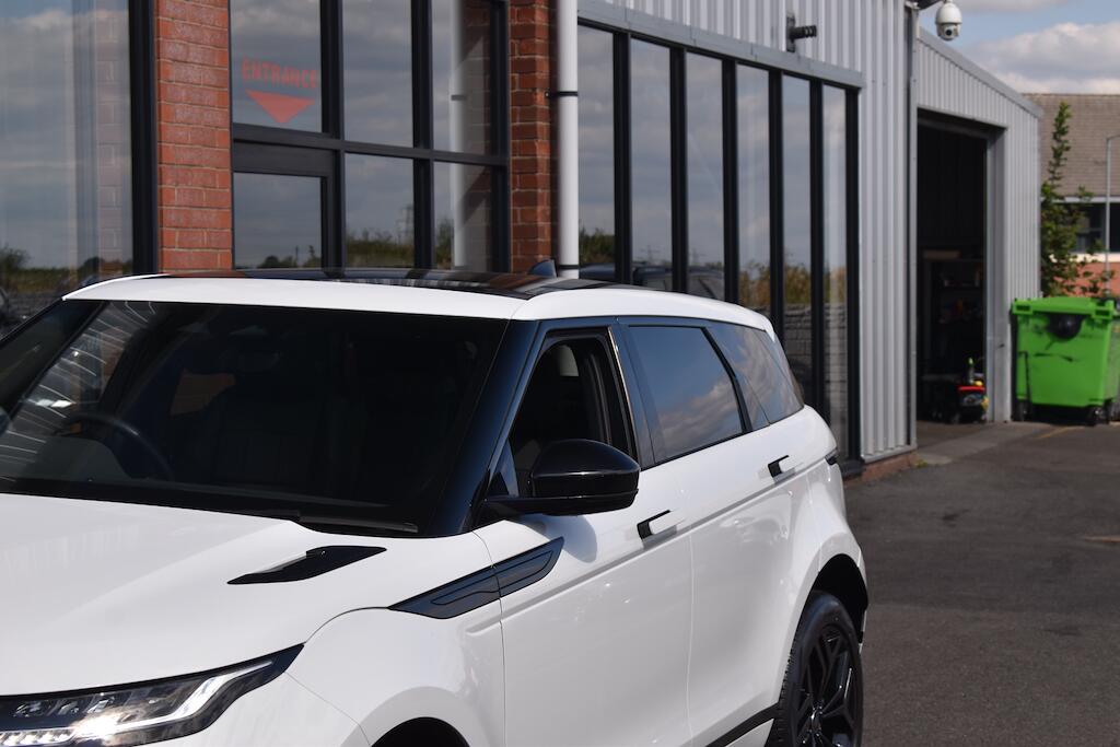 Land Rover Range Rover Evoque view 23