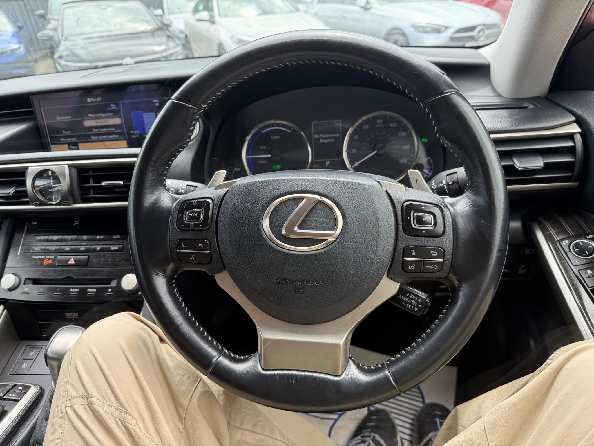 Lexus Is view 23