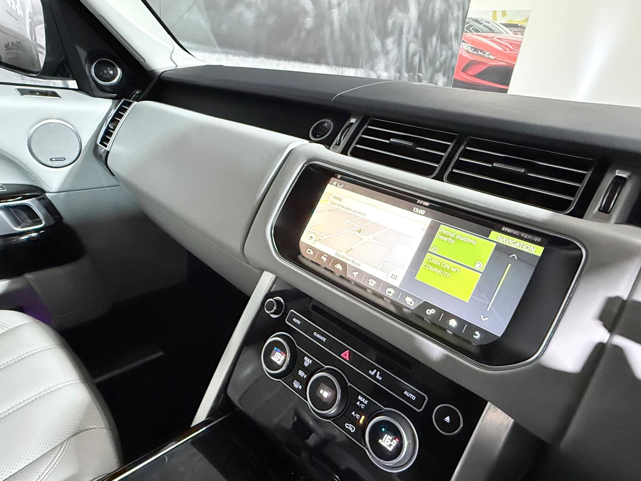 Land Rover Range Rover view 27