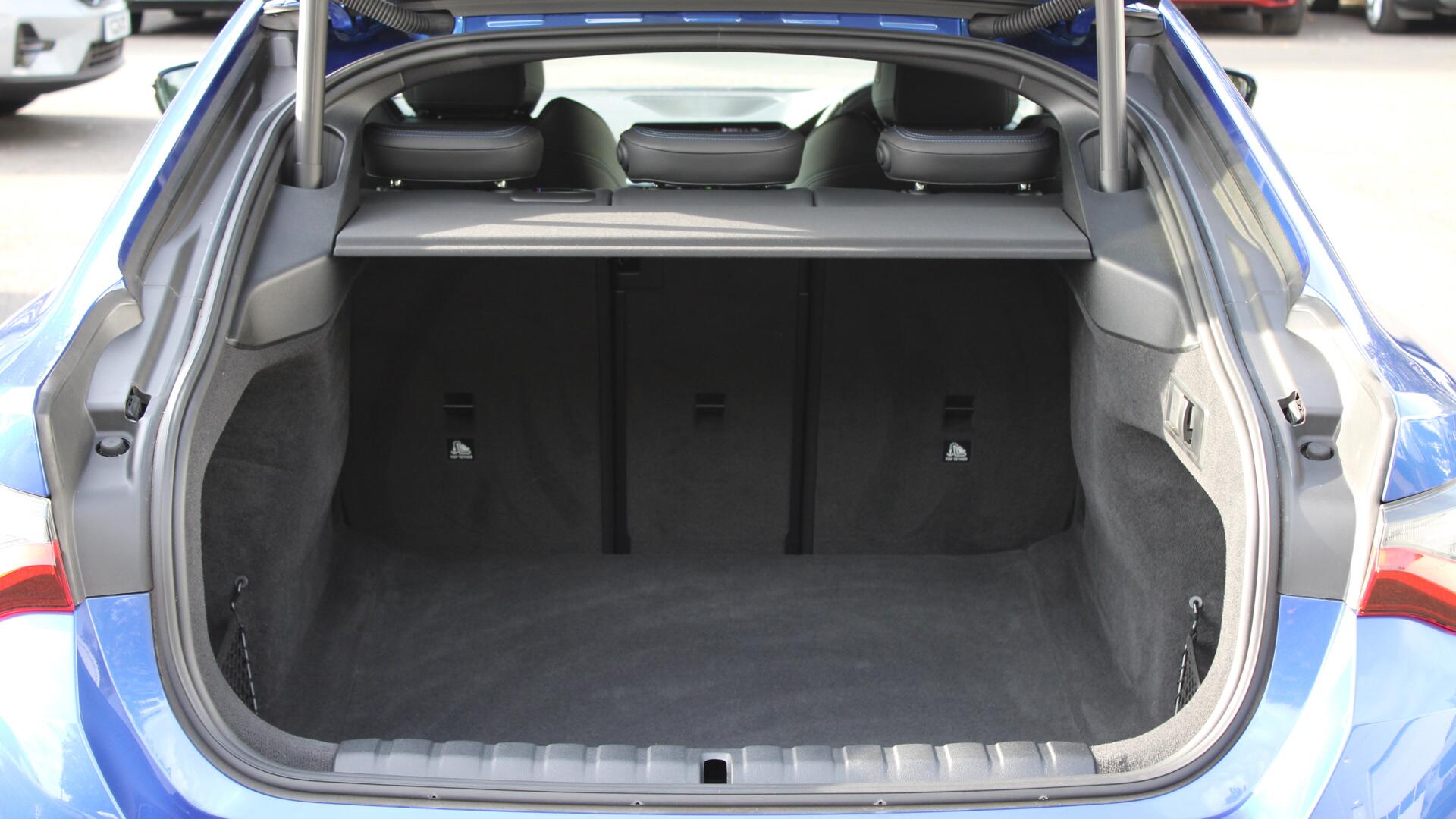 BMW 4 Series view 13