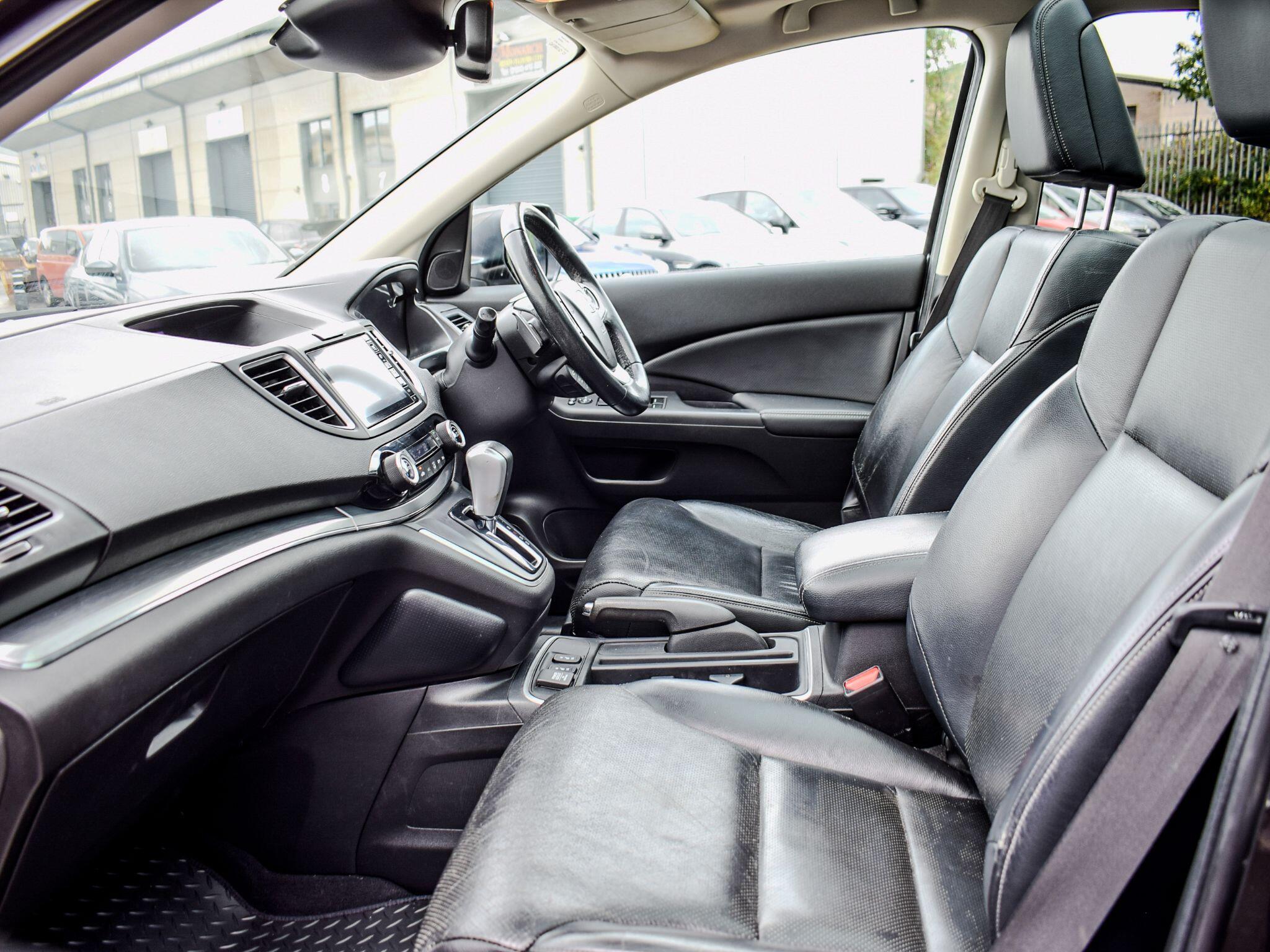 Honda CR-V view 15