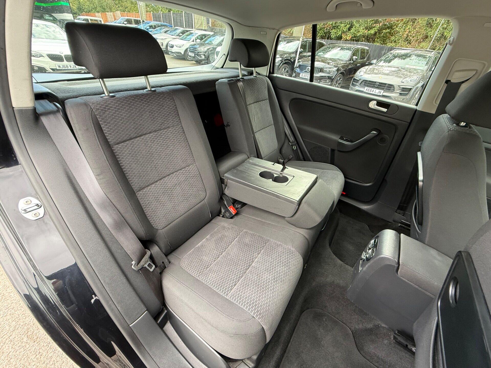 Volkswagen Golf Plus view 17