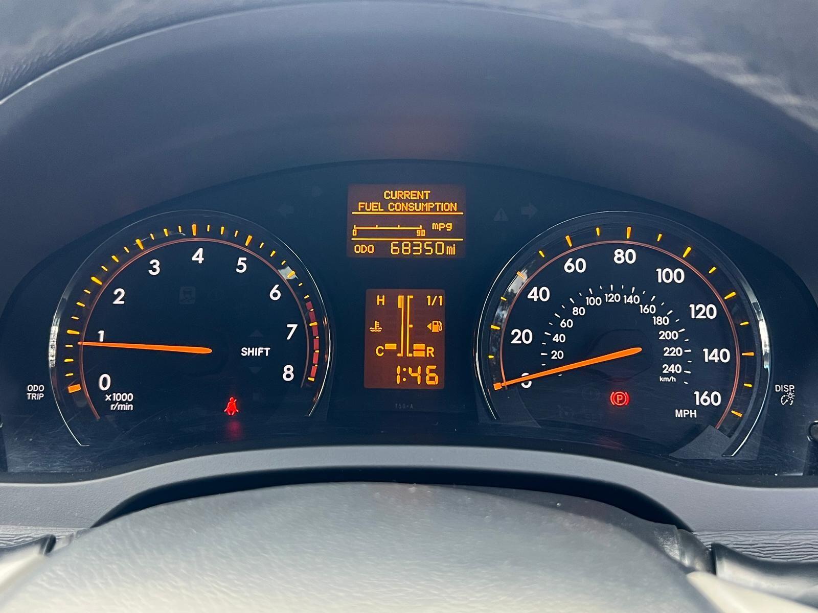 Toyota Avensis view 25