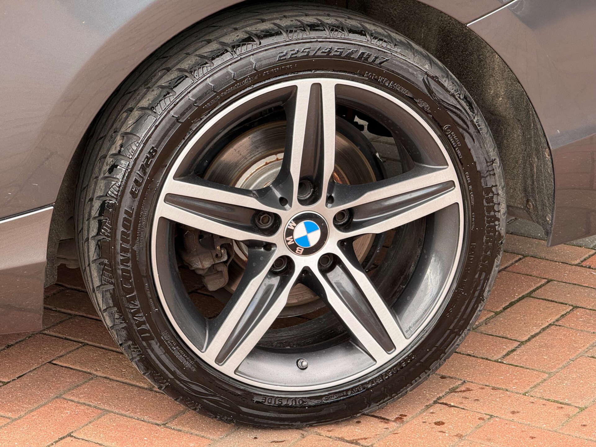 BMW 2 Series view 8