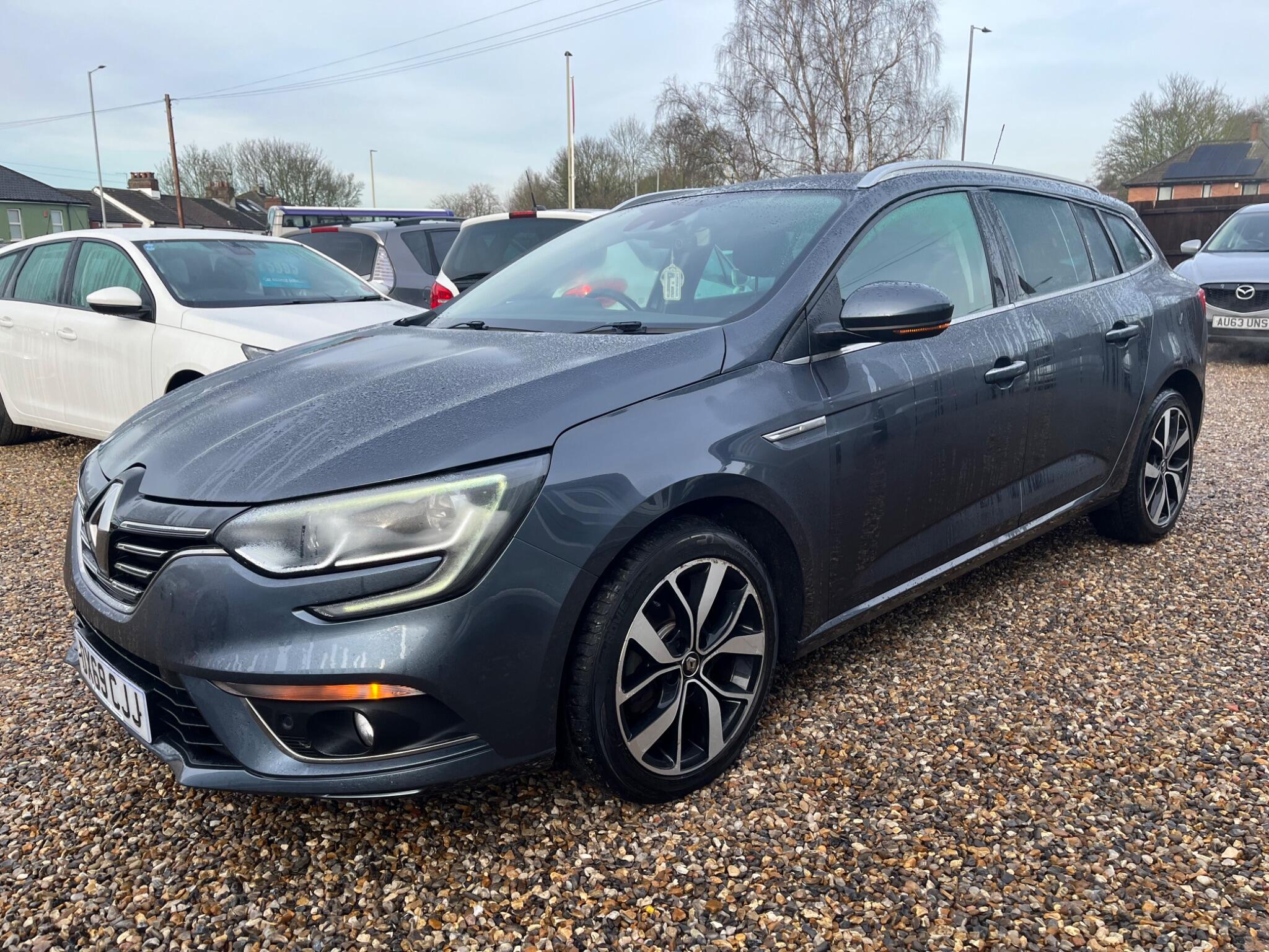 Renault Megane view 9