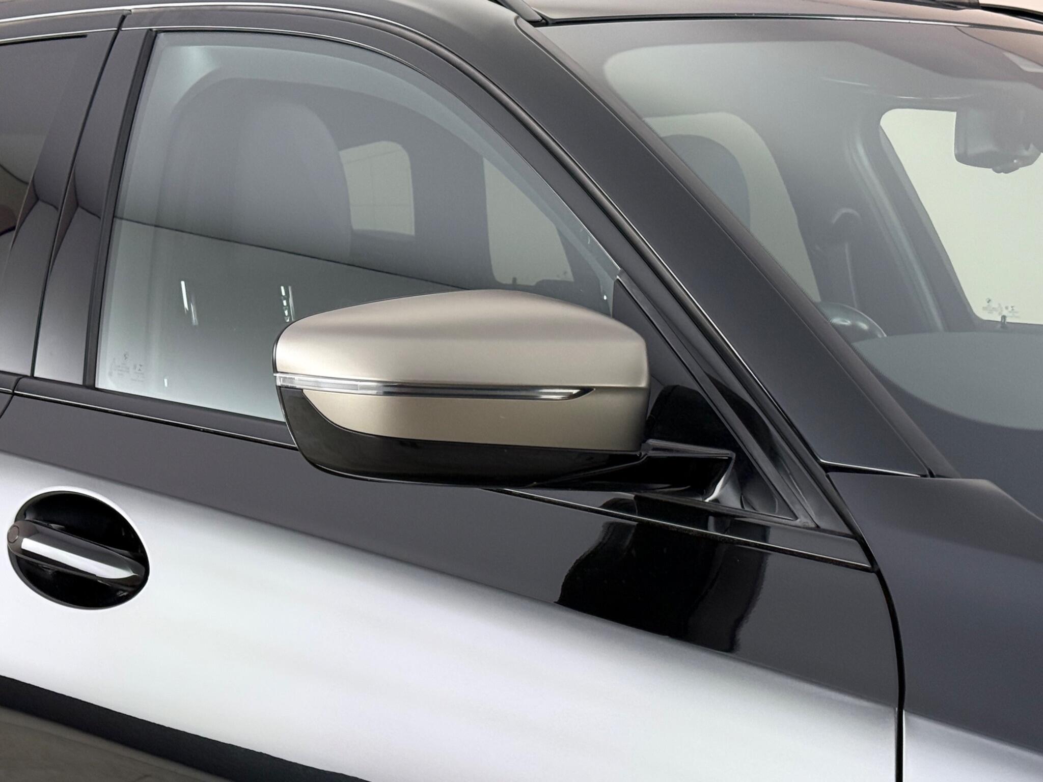 BMW 3 Series view 55