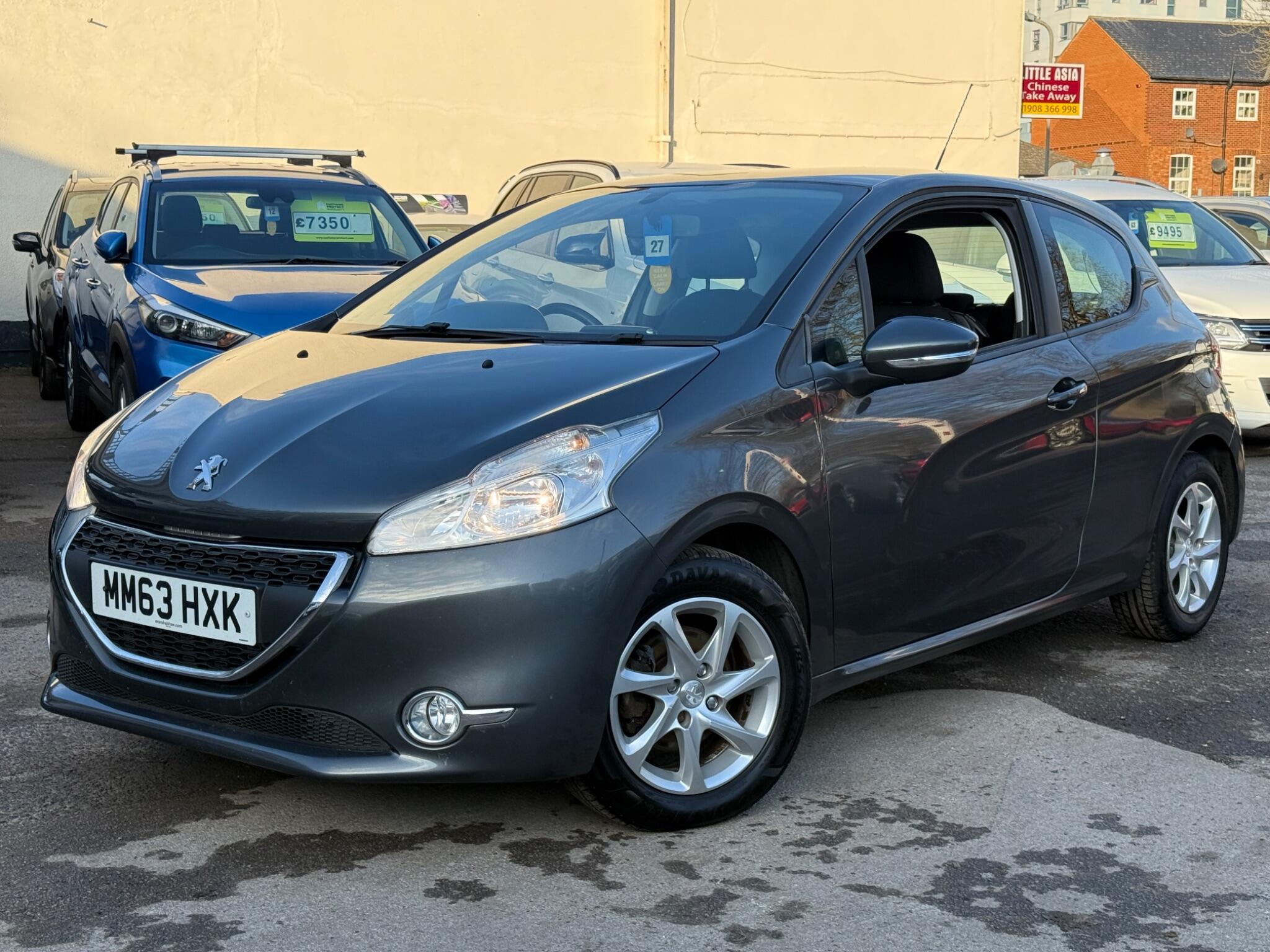 Peugeot 208 - Image 9