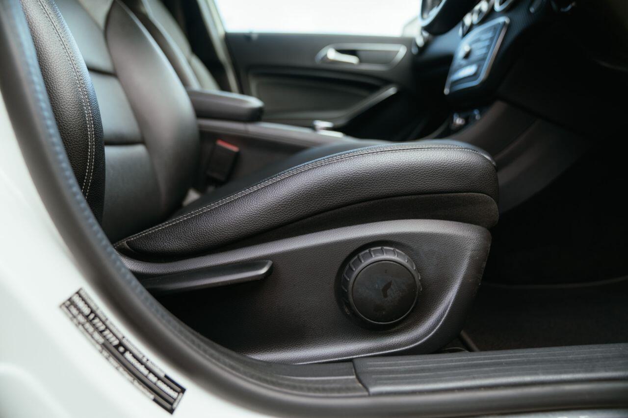 Mercedes-Benz A-Class view 40