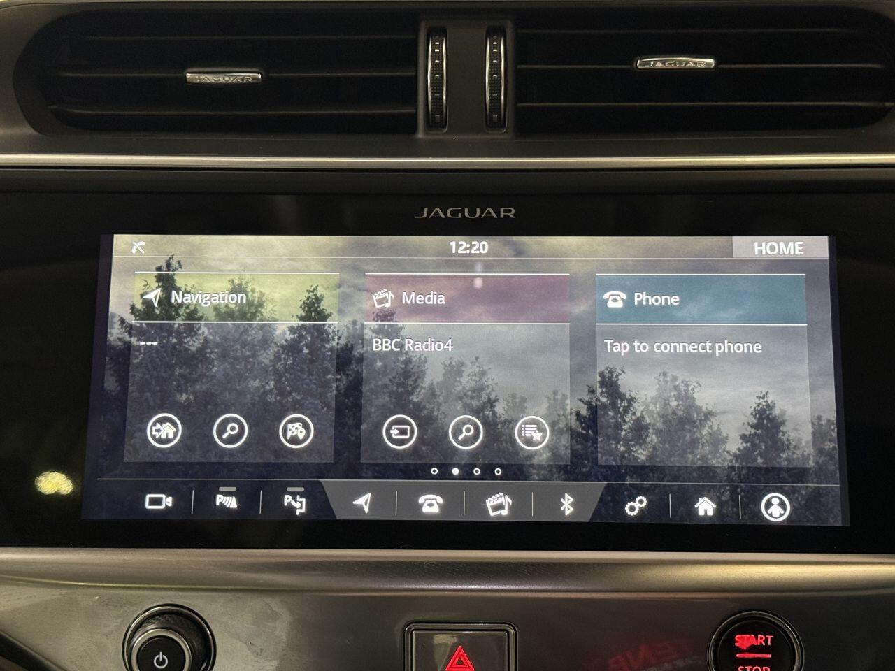 Jaguar I-Pace view 48