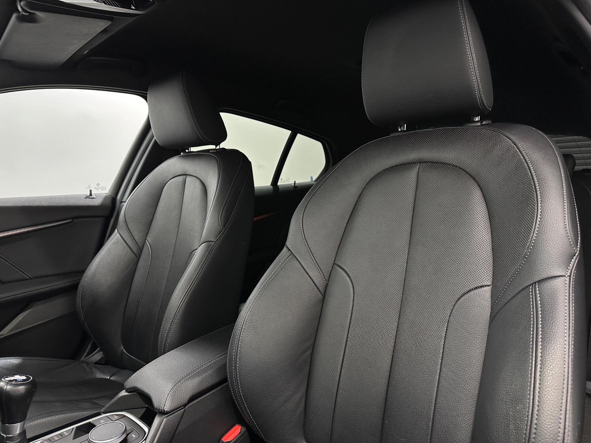 BMW 1 Series view 38