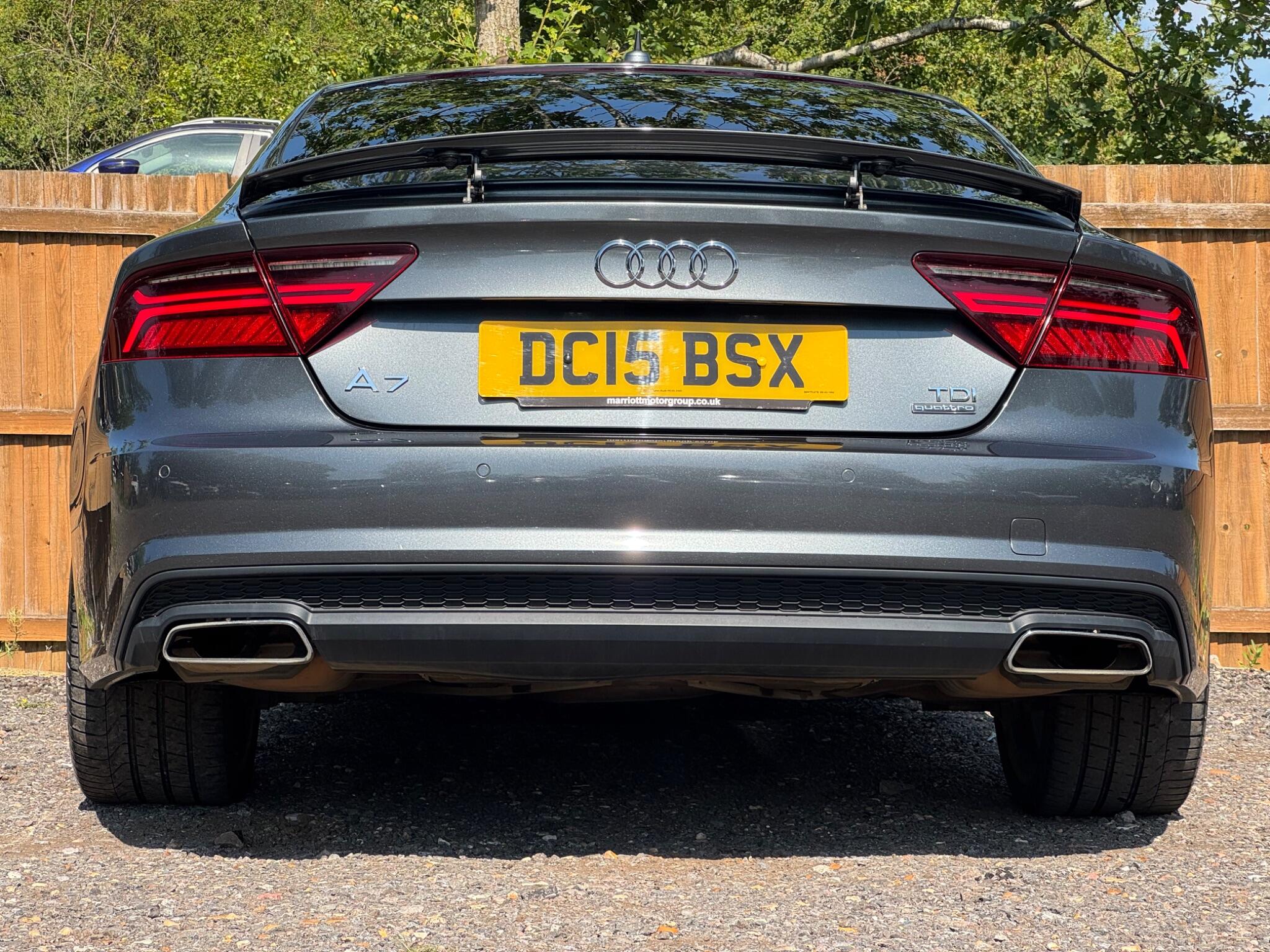 Audi A7 view 8