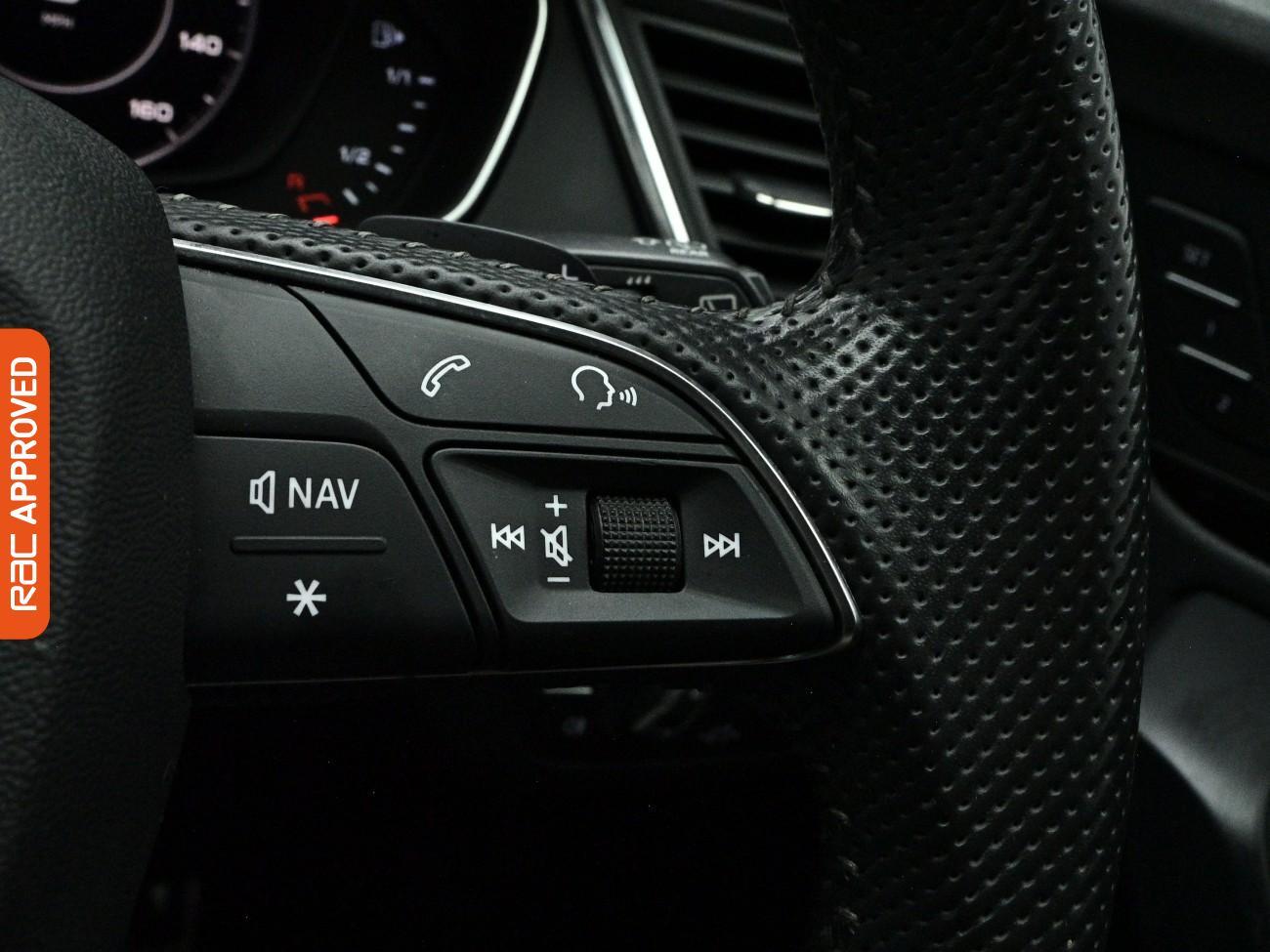 Audi Q5 view 29