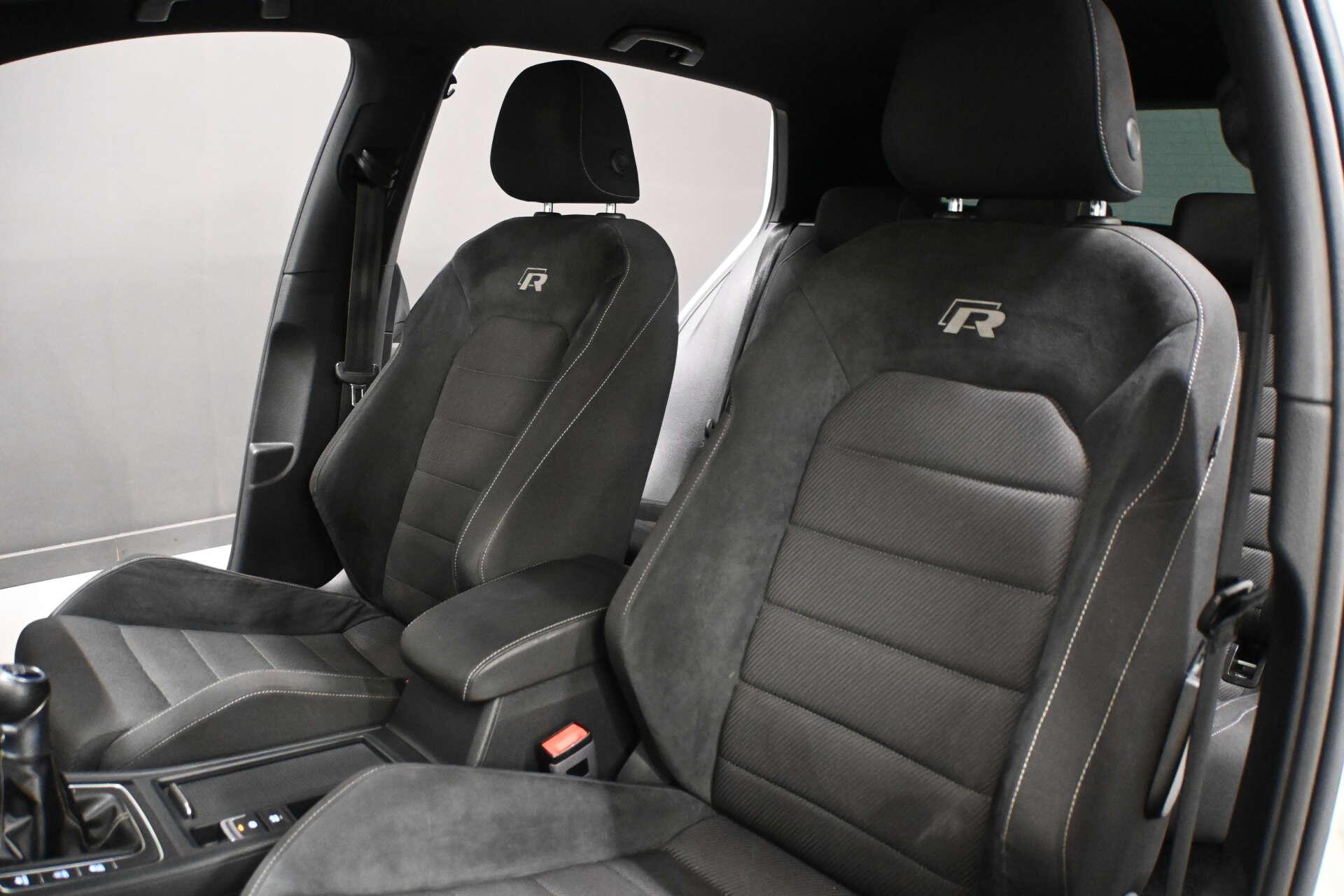 Volkswagen Golf view 16