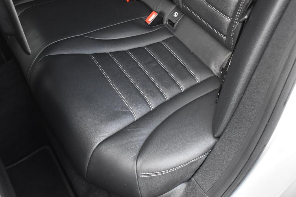 Mercedes-Benz C Class view 48