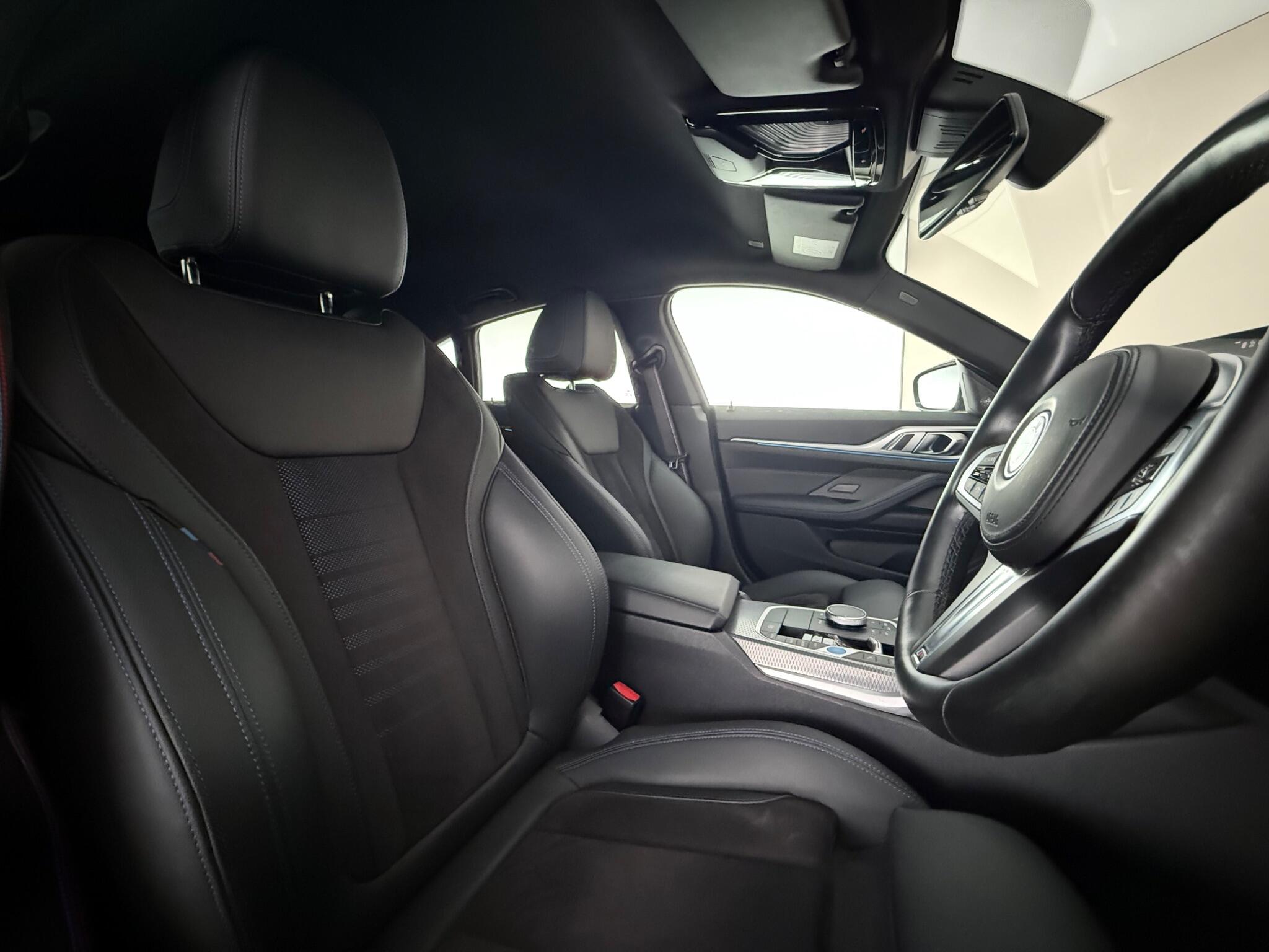 BMW I4 view 42