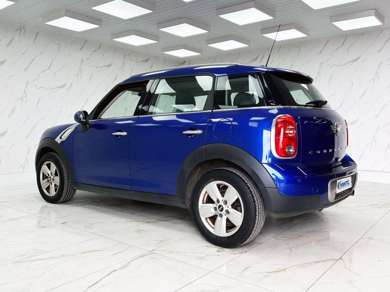 MINI Countryman view 9