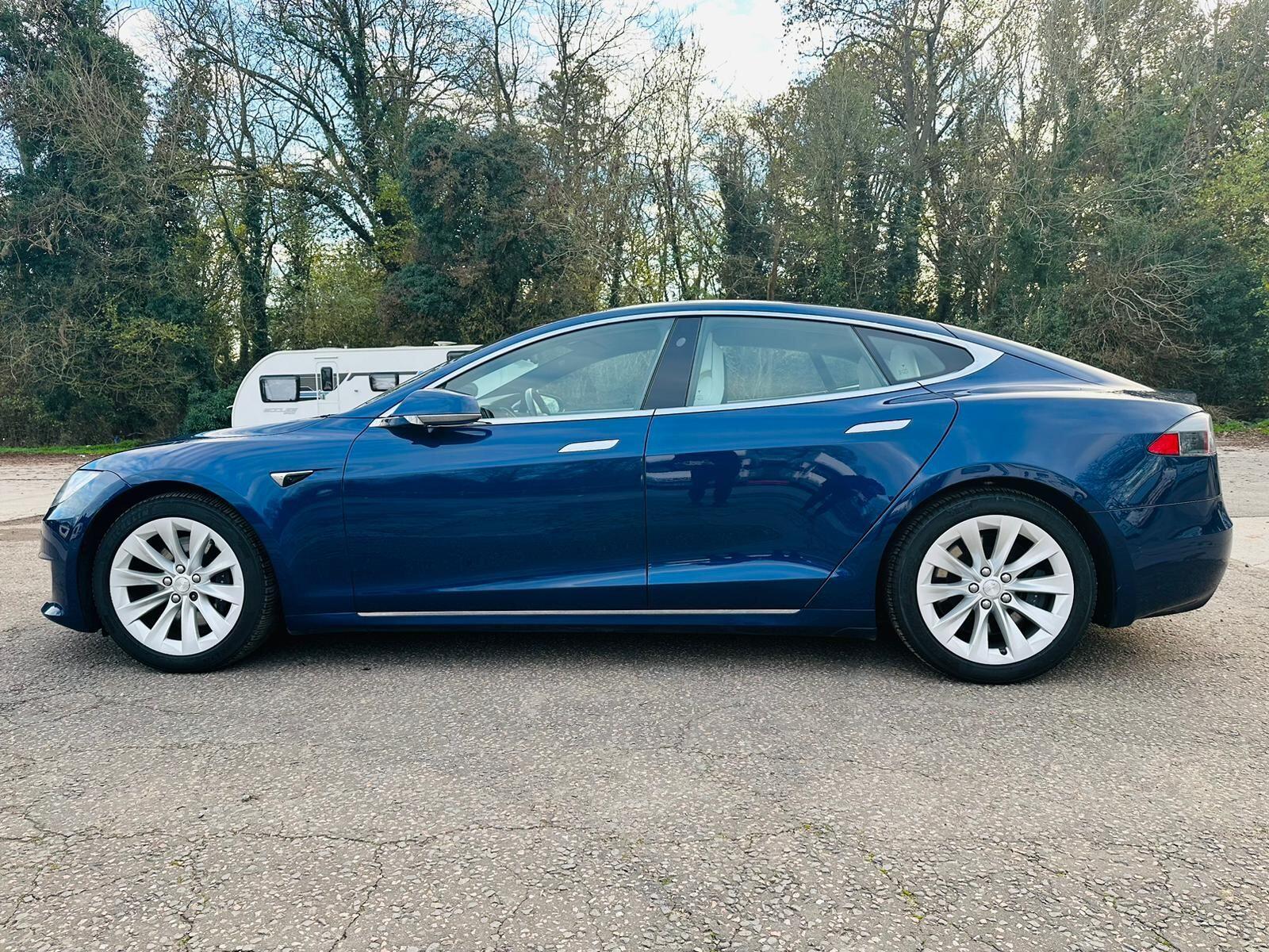 2018 Tesla Model S 75D (Dual Motor) Auto 4WD 5dr • 50,297 miles image 5