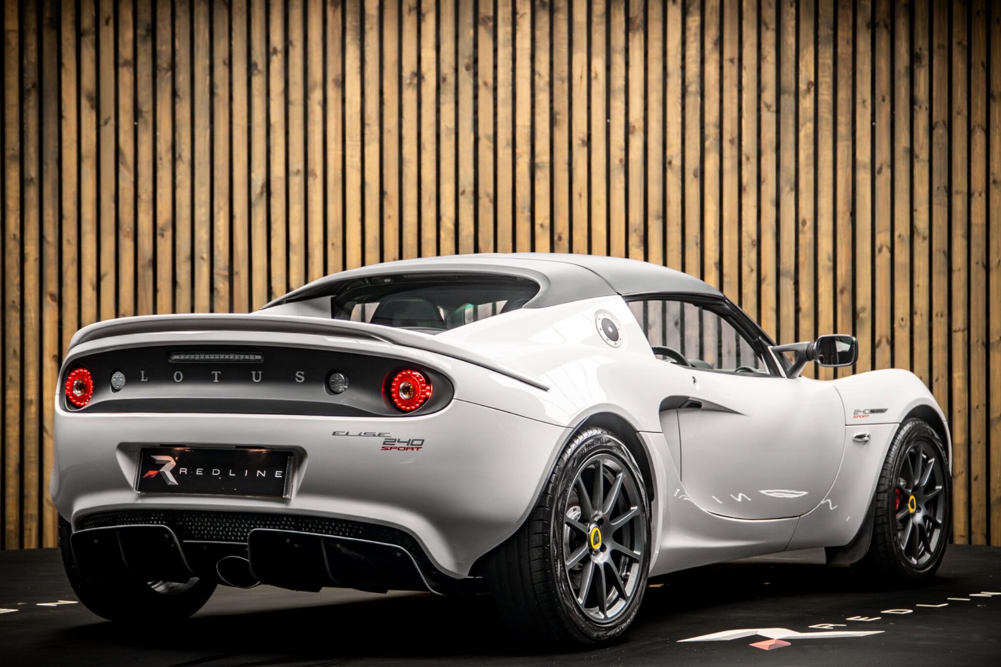 Lotus Elise view 4