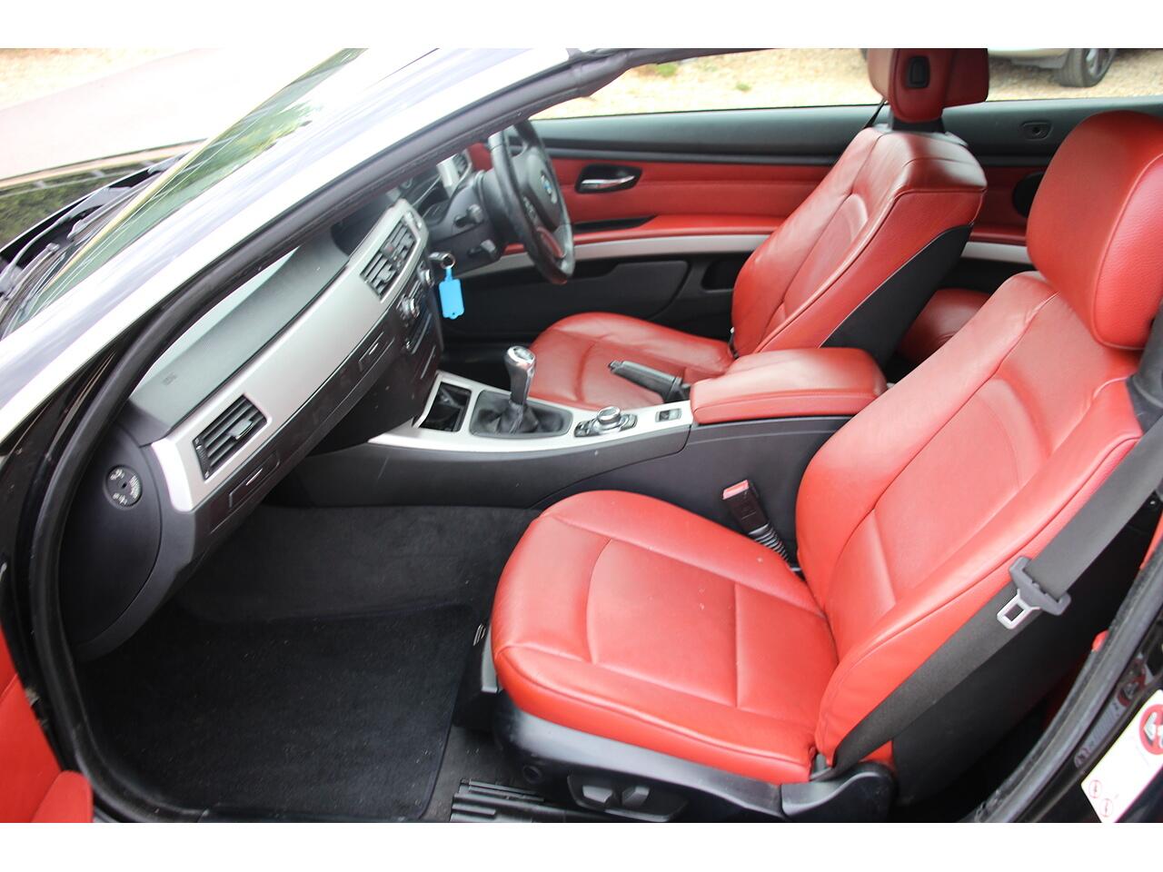 BMW 3 Series view 12