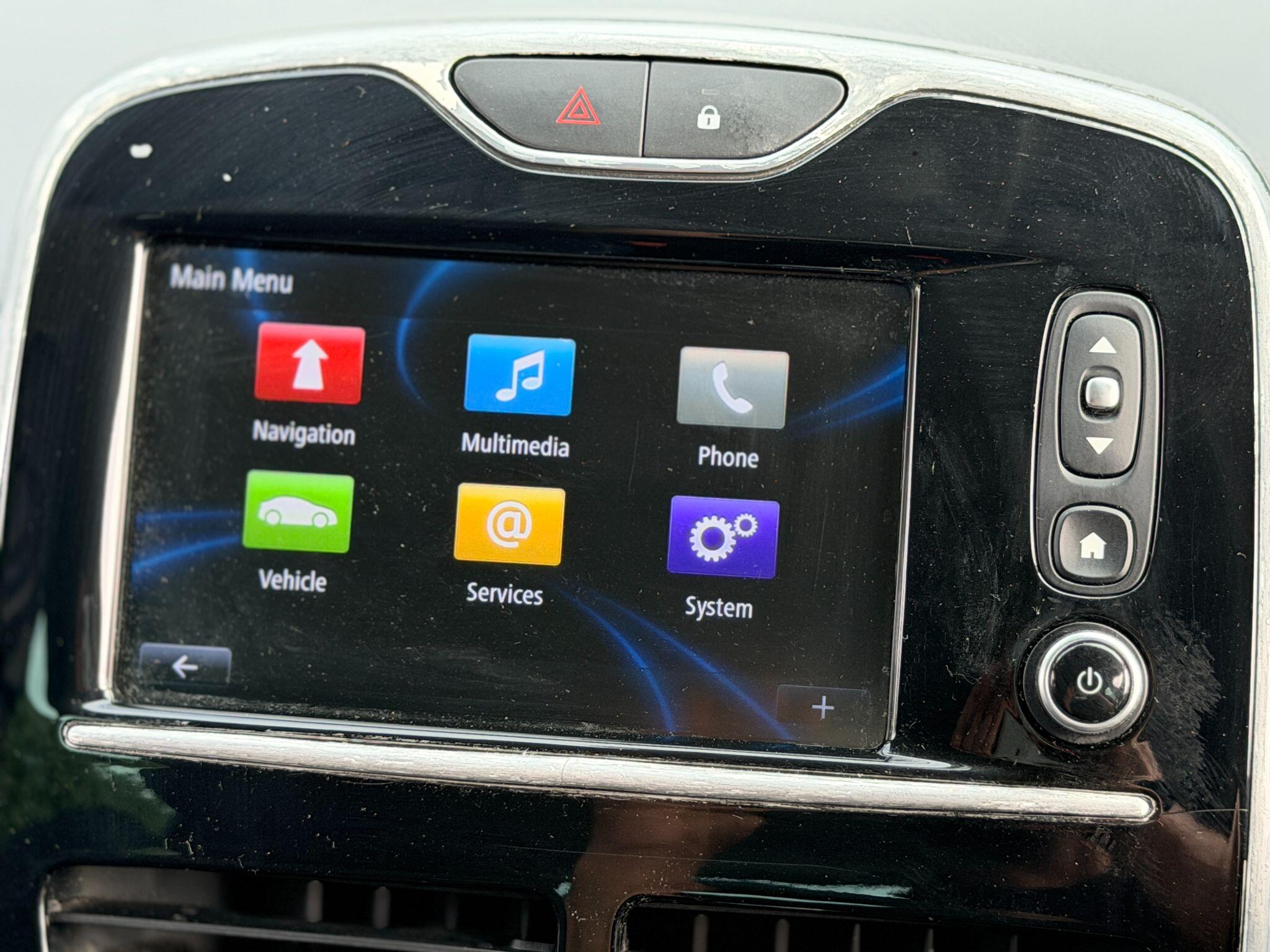 Renault Clio view 44