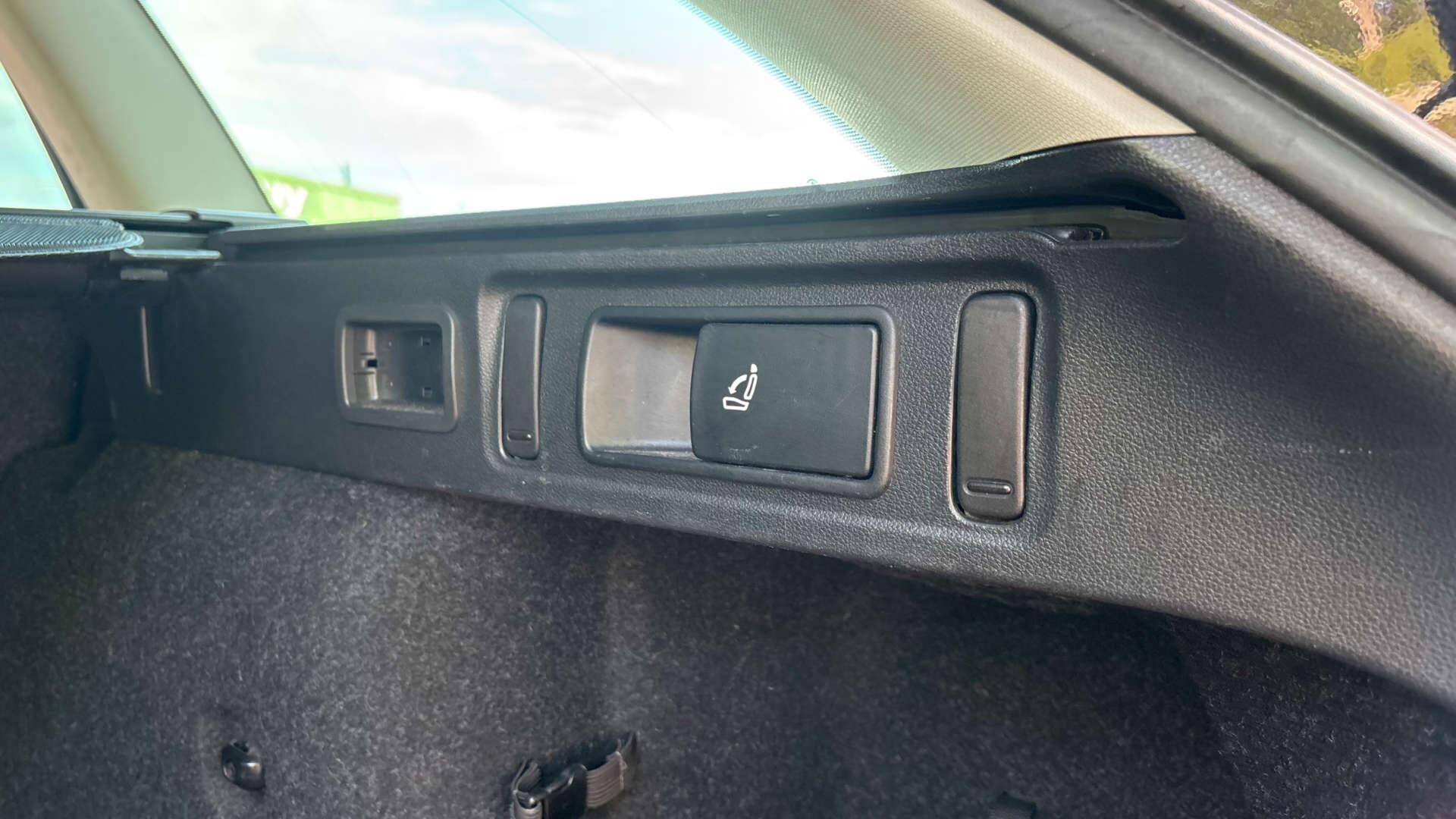 Skoda Octavia view 45