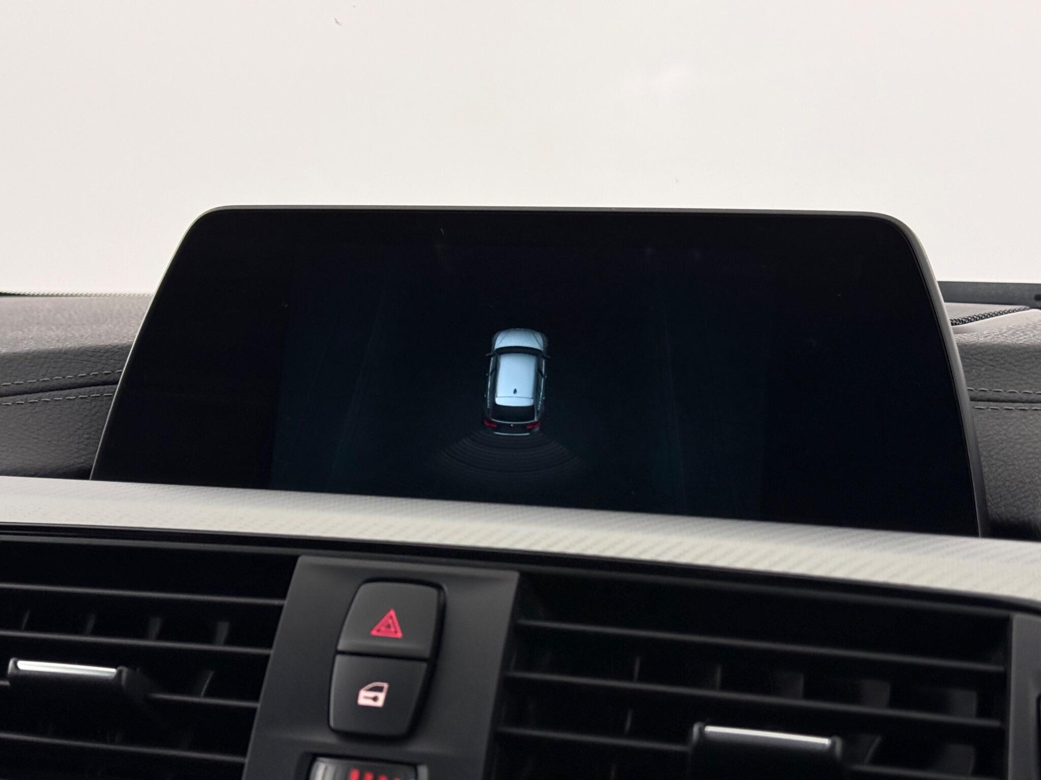 BMW 3 Series view 28