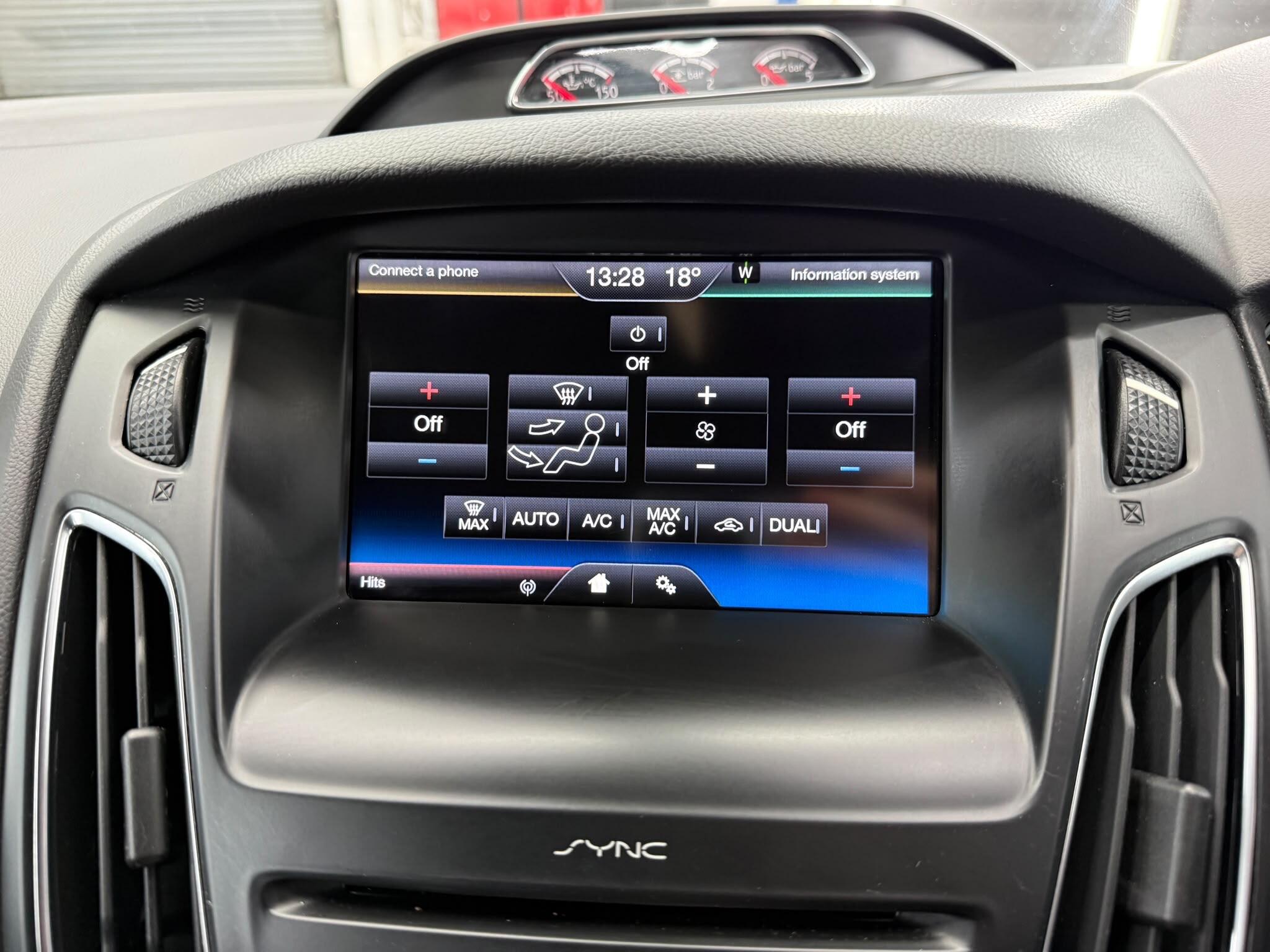 Ford Focus view 36