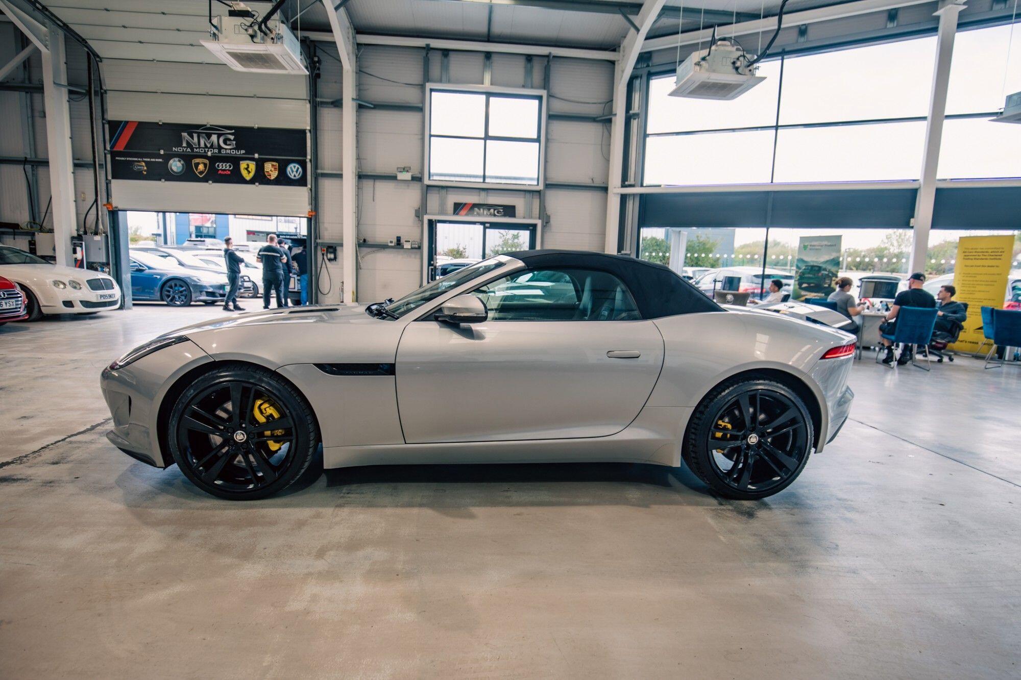 Jaguar F-Type view 27