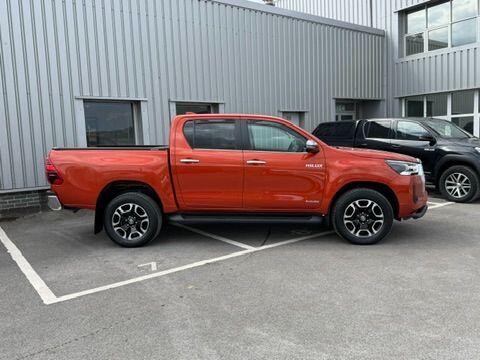 Toyota Hilux view 4