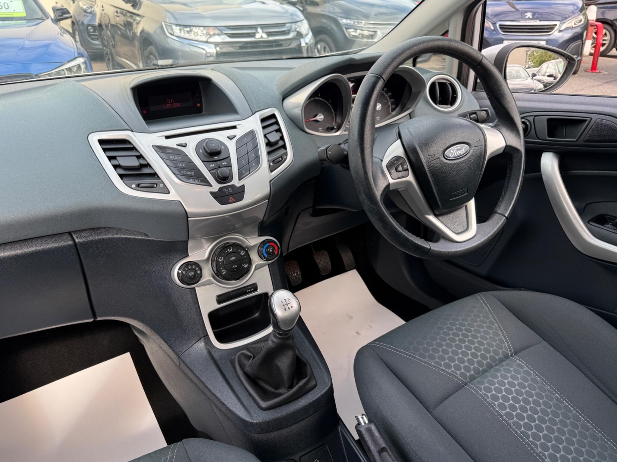 Ford Fiesta - Image 55