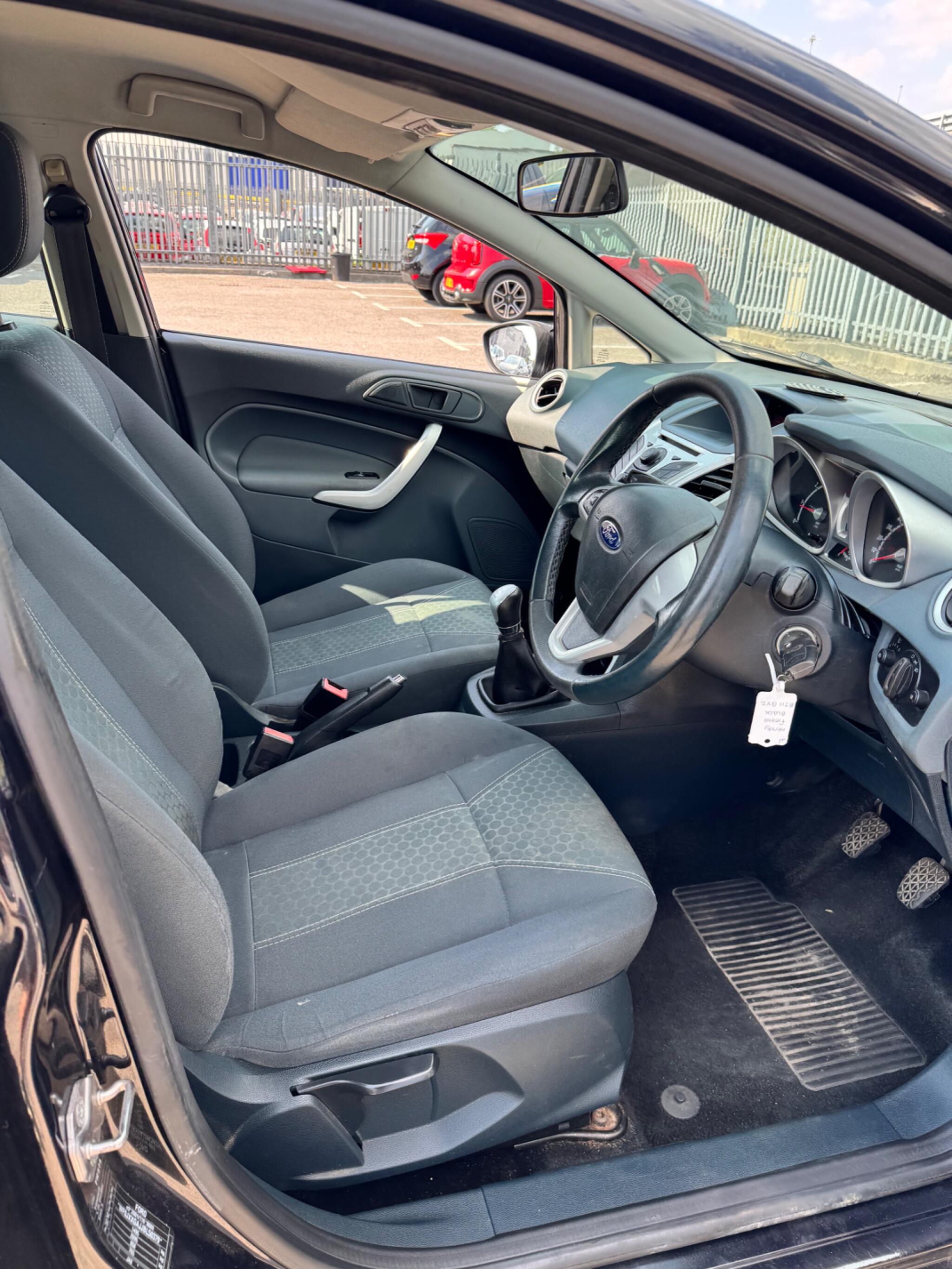 Ford Fiesta view 26
